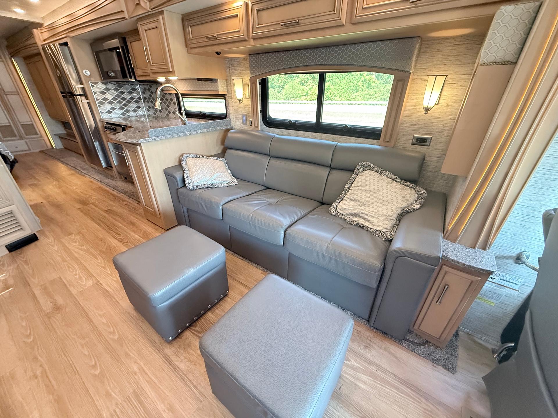 2019 Newmar 2019 Newmar Canyon Star - thumbnail 13