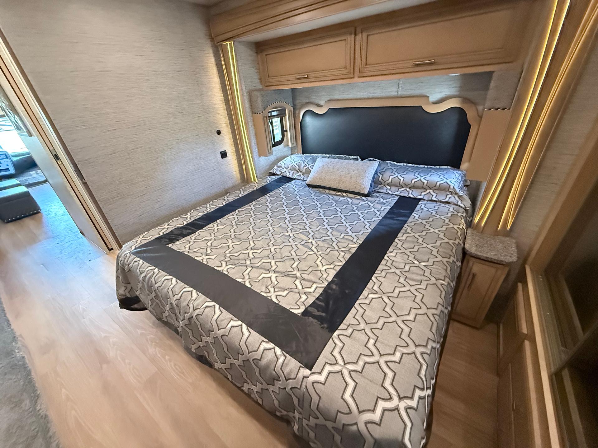 2019 Newmar 2019 Newmar Canyon Star - thumbnail 37