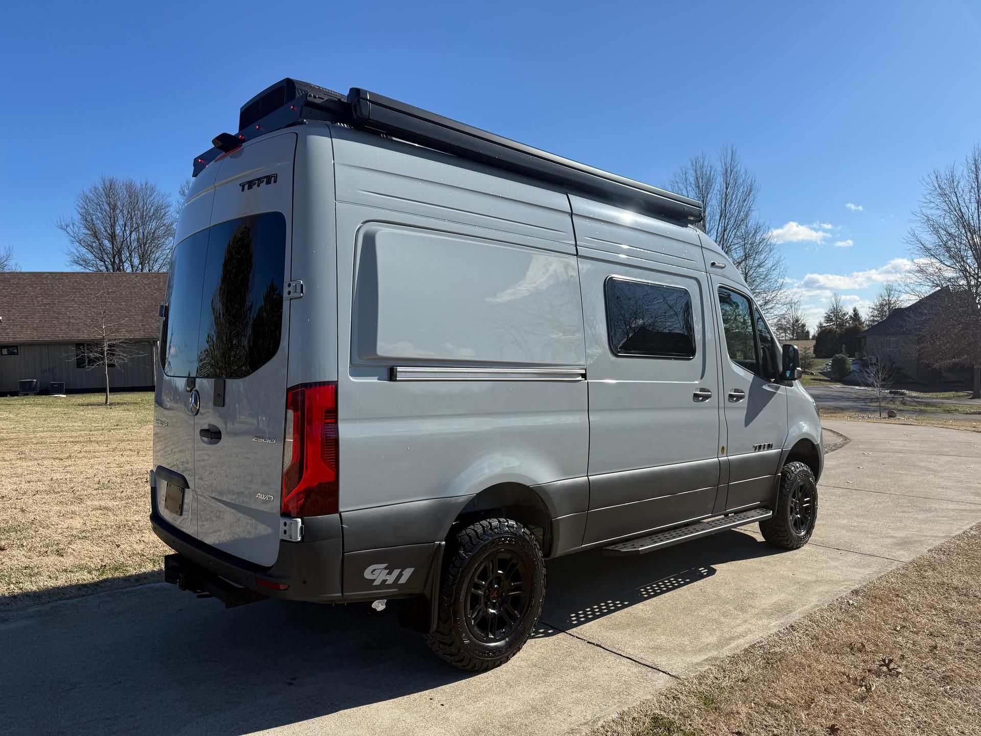 2026 Tiffin Motorhomes 2026 Tiffin Motorhomes Adventure Van - thumbnail 5