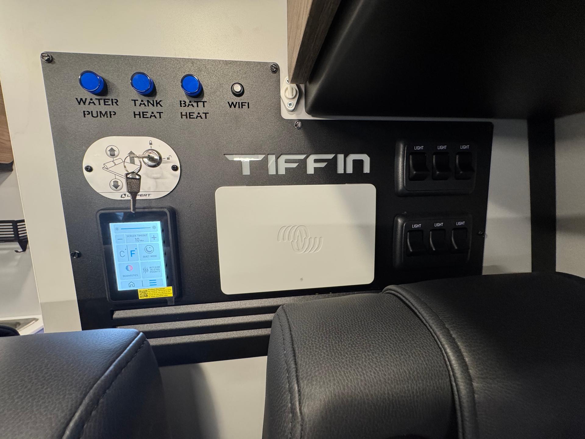 2026 Tiffin Motorhomes 2026 Tiffin Motorhomes Adventure Van - thumbnail 21