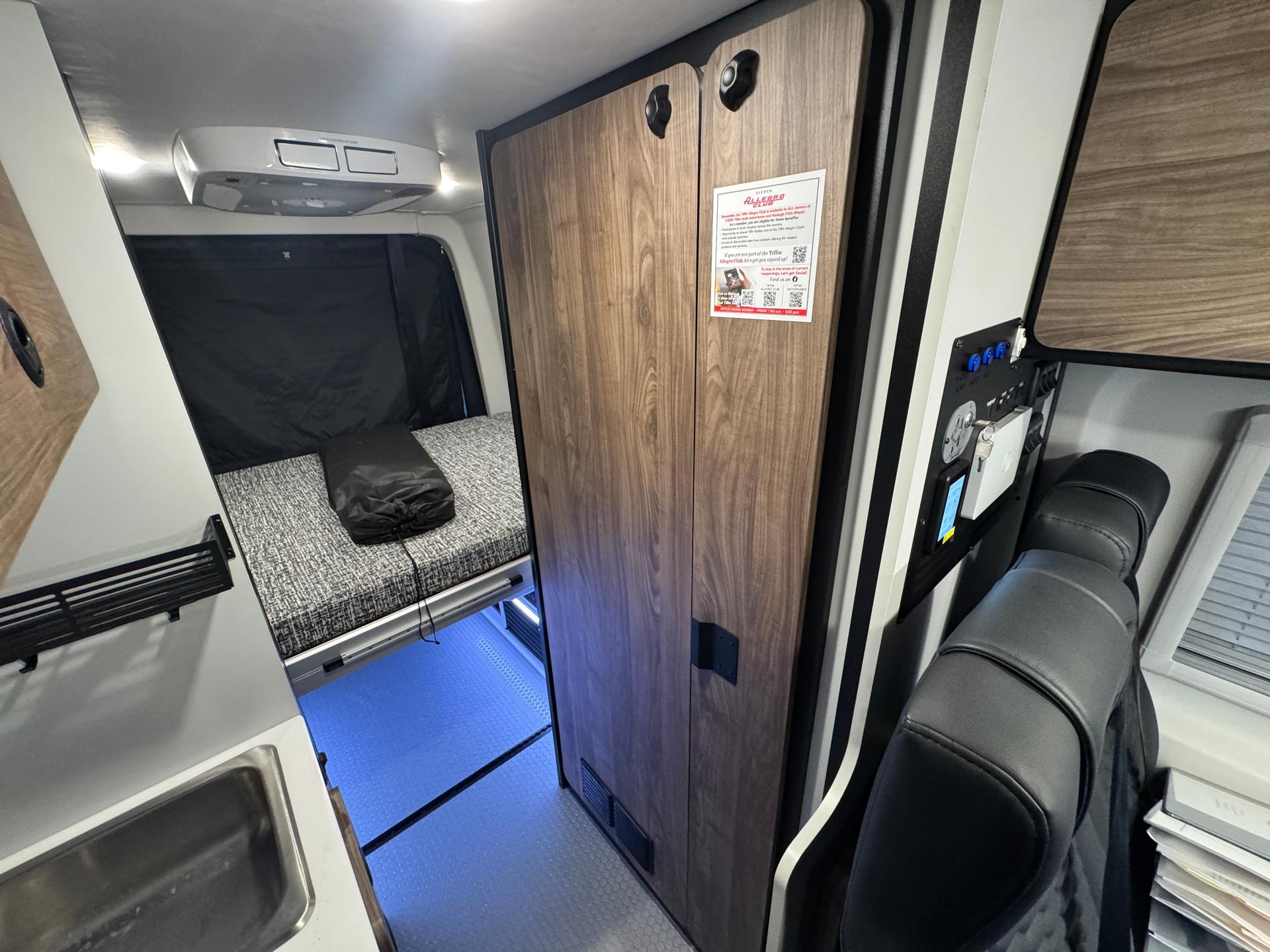 2026 Tiffin Motorhomes 2026 Tiffin Motorhomes Adventure Van - thumbnail 28