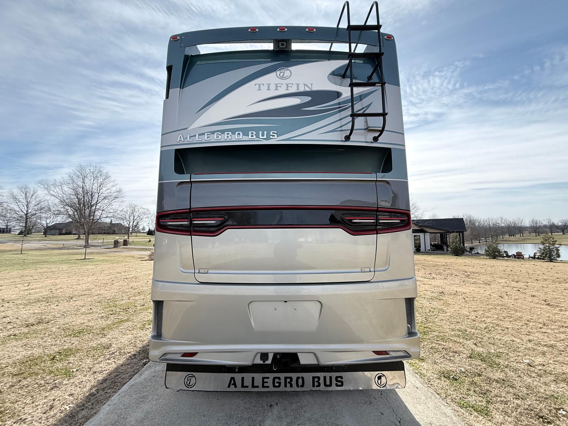 2019 Tiffin Motorhomes 2019 Tiffin Motorhomes Allegro Bus - thumbnail 6