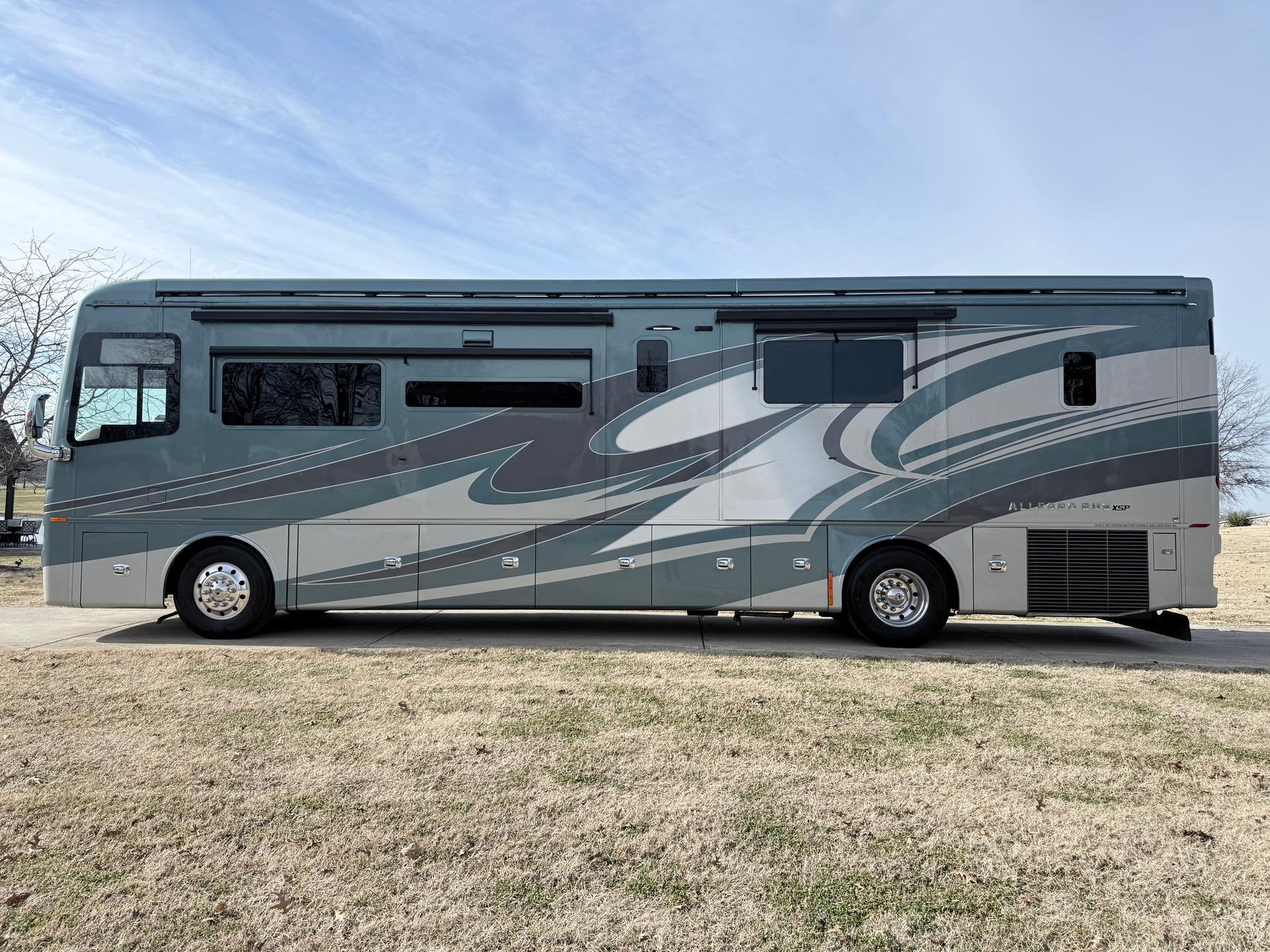 2019 Tiffin Motorhomes 2019 Tiffin Motorhomes Allegro Bus - thumbnail 8