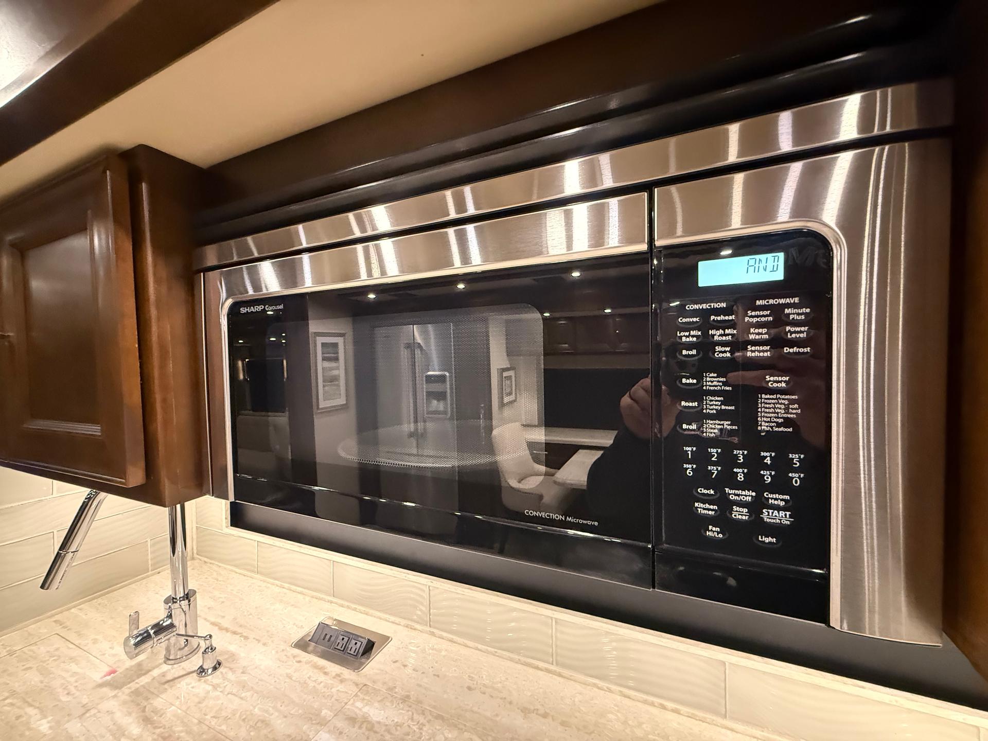 2019 Tiffin Motorhomes 2019 Tiffin Motorhomes Allegro Bus - thumbnail 27