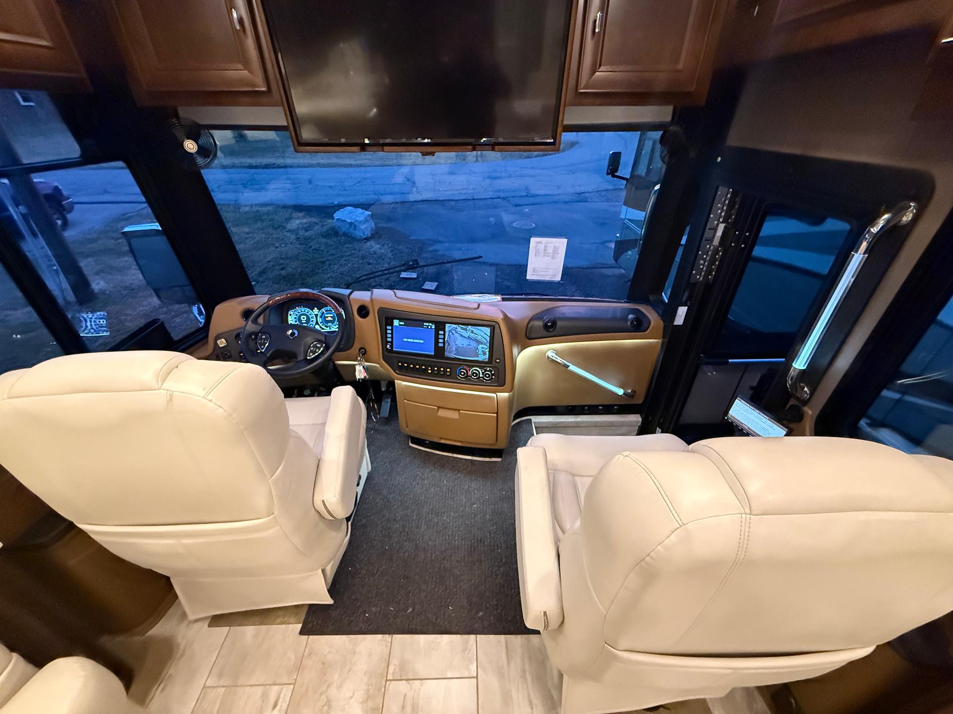 2019 Tiffin Motorhomes 2019 Tiffin Motorhomes Allegro Bus - thumbnail 44
