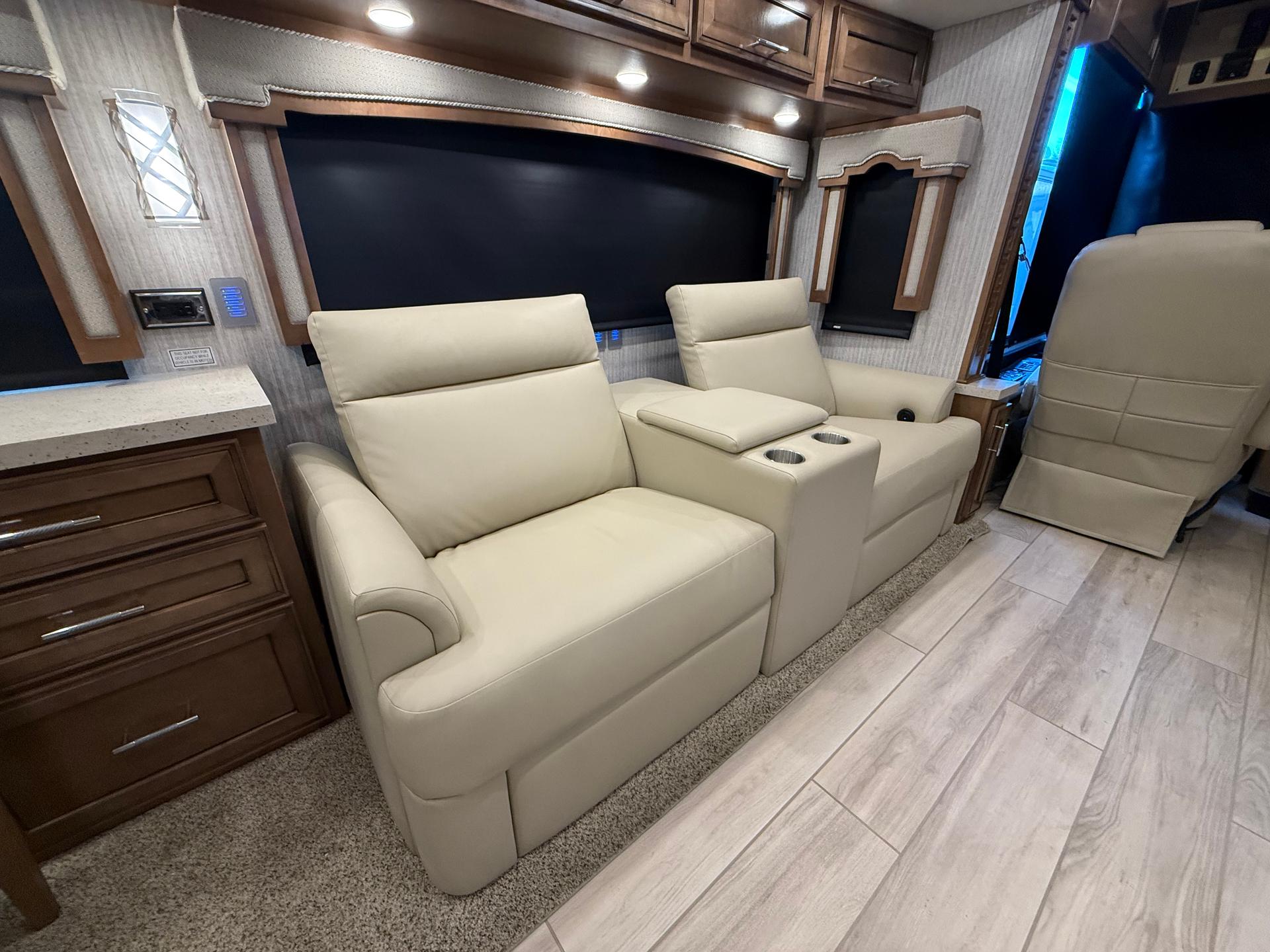 2023 Newmar 2023 Newmar Ventana - thumbnail 13
