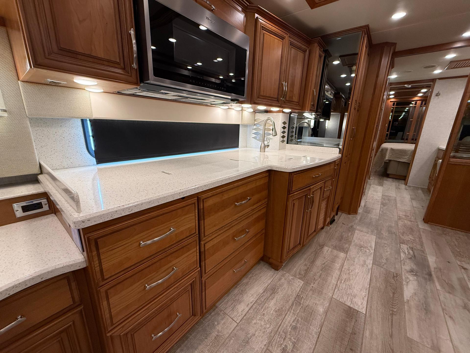 2019 Newmar 2019 Newmar Mountain Aire - thumbnail 30