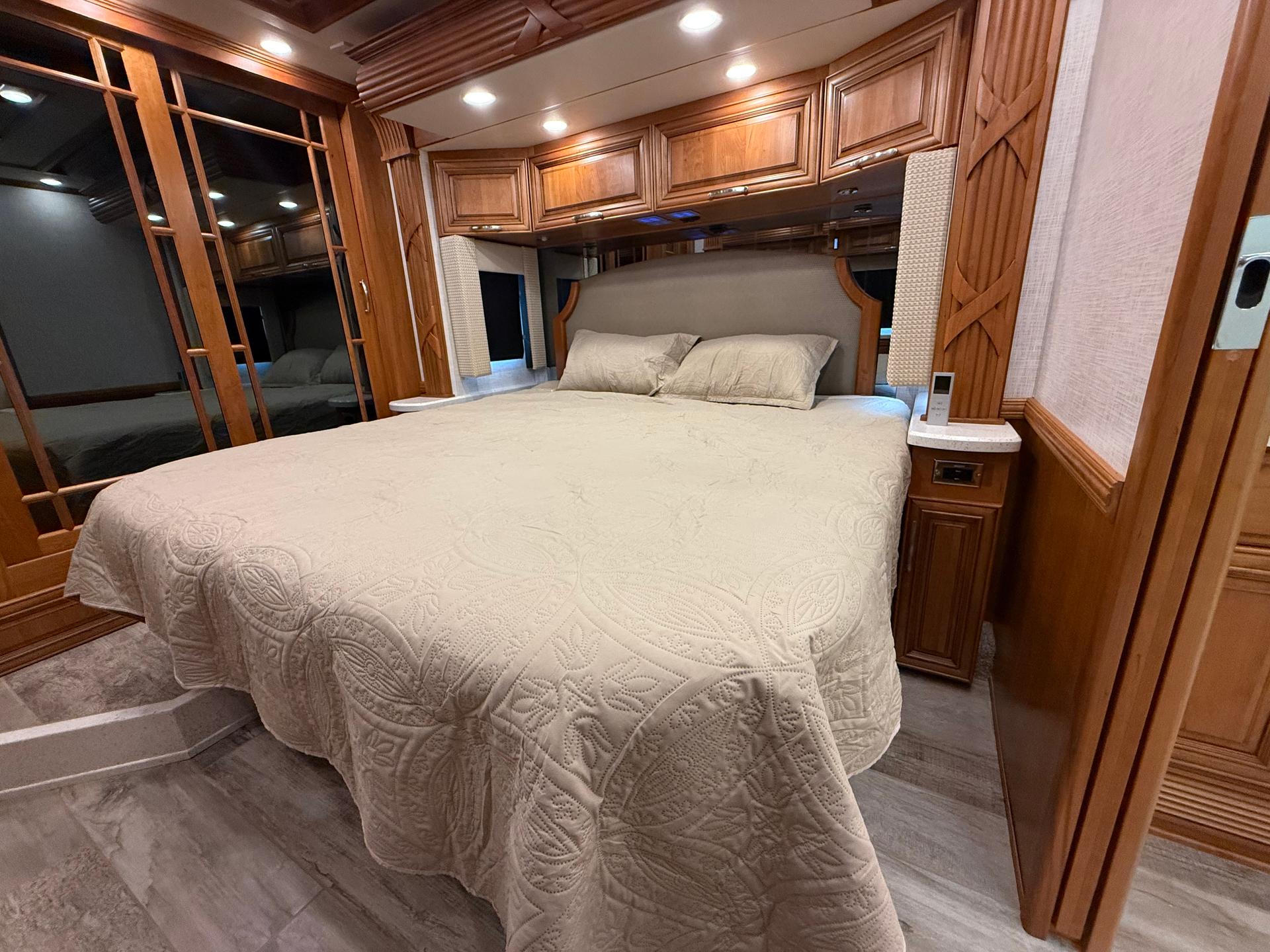 2019 Newmar 2019 Newmar Mountain Aire - thumbnail 52
