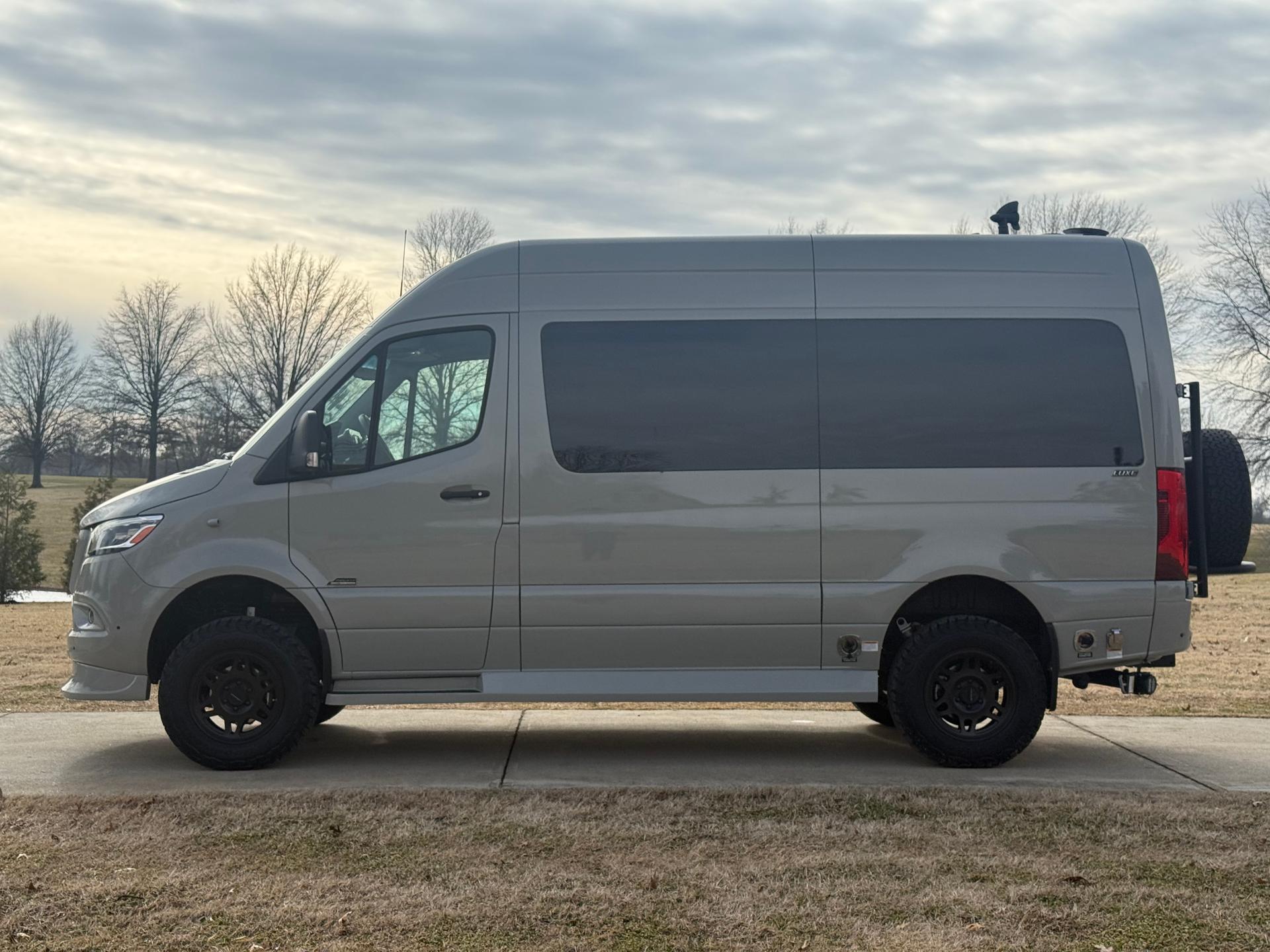 2023 Midwest Automotive Designs 2023 Midwest Automotive Designs Luxe Cruiser - thumbnail 7
