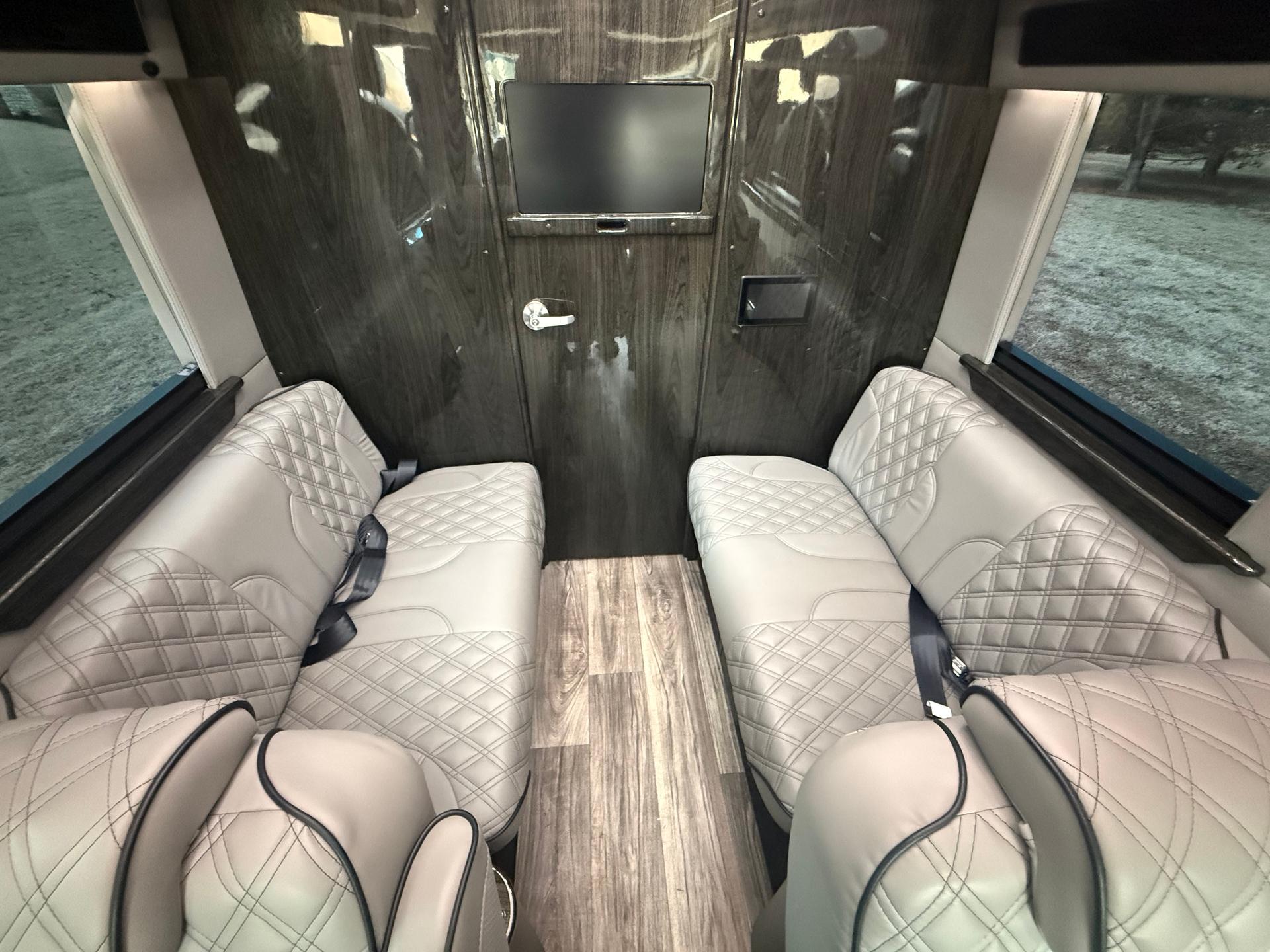 2023 Midwest Automotive Designs 2023 Midwest Automotive Designs Luxe Cruiser - thumbnail 13