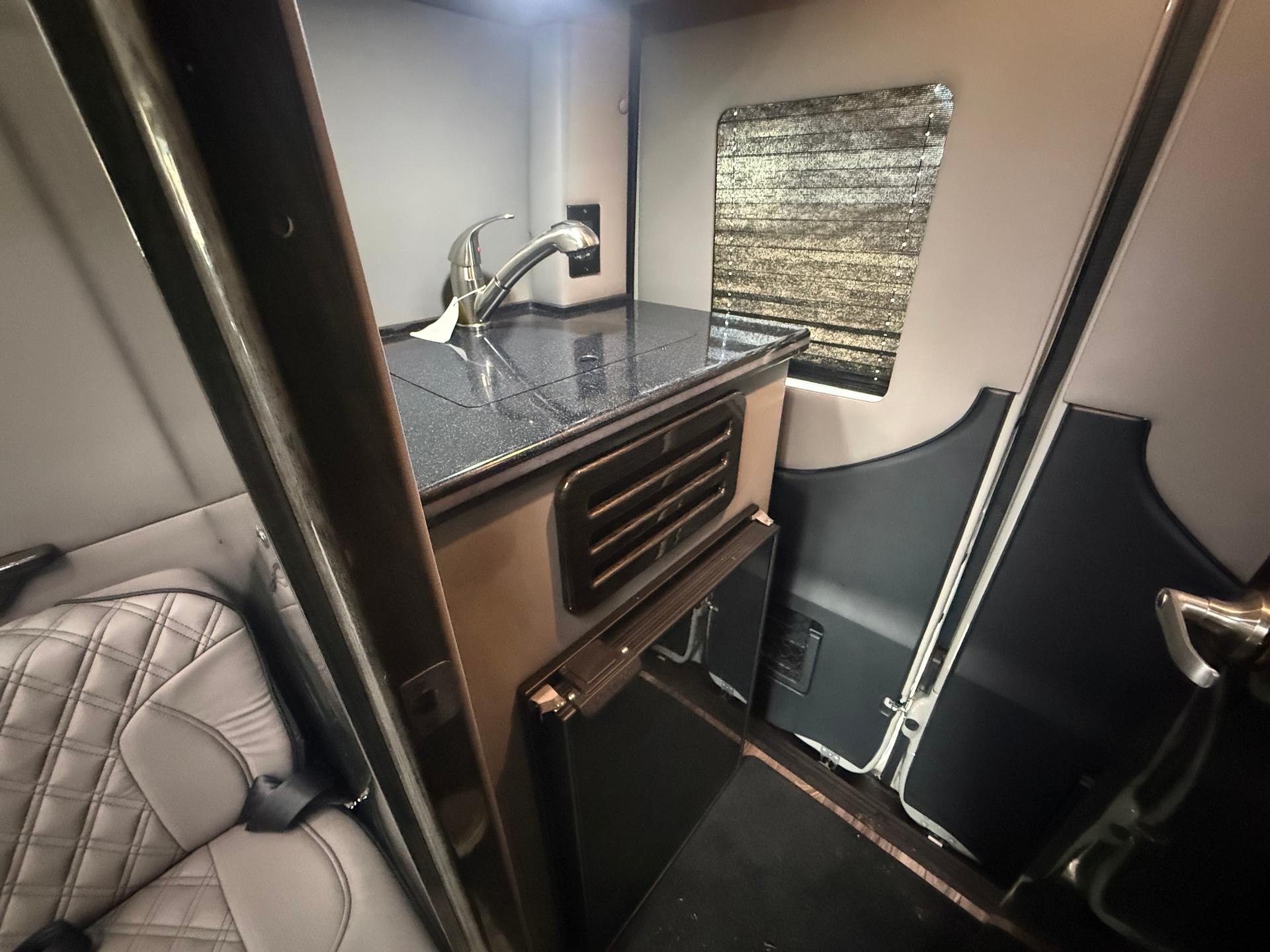 2023 Midwest Automotive Designs 2023 Midwest Automotive Designs Luxe Cruiser - thumbnail 18