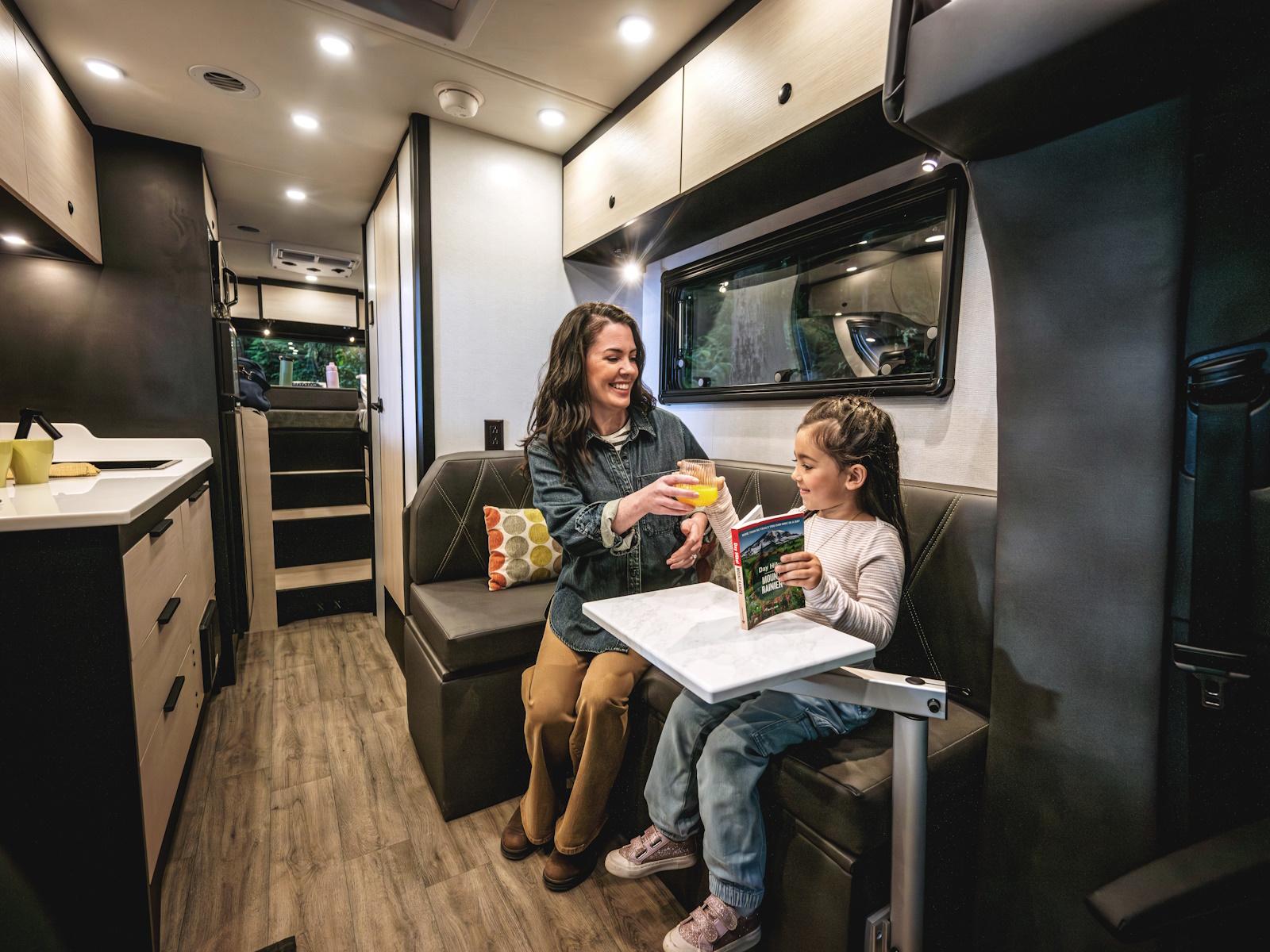 2026 Tiffin Motorhomes 2026 Tiffin Motorhomes Open Trail  - thumbnail 4