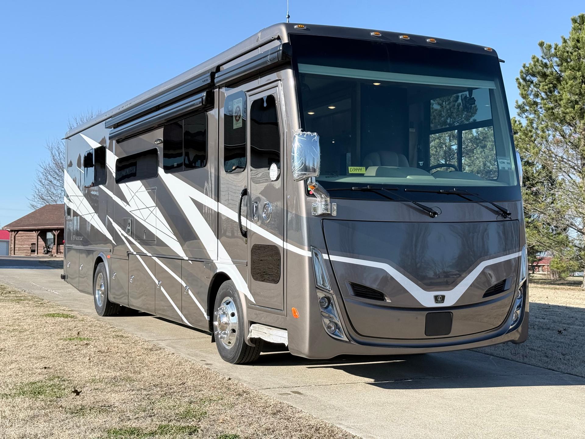 2026 Tiffin Motorhomes 2026 Tiffin Motorhomes Allegro Breeze - thumbnail 13