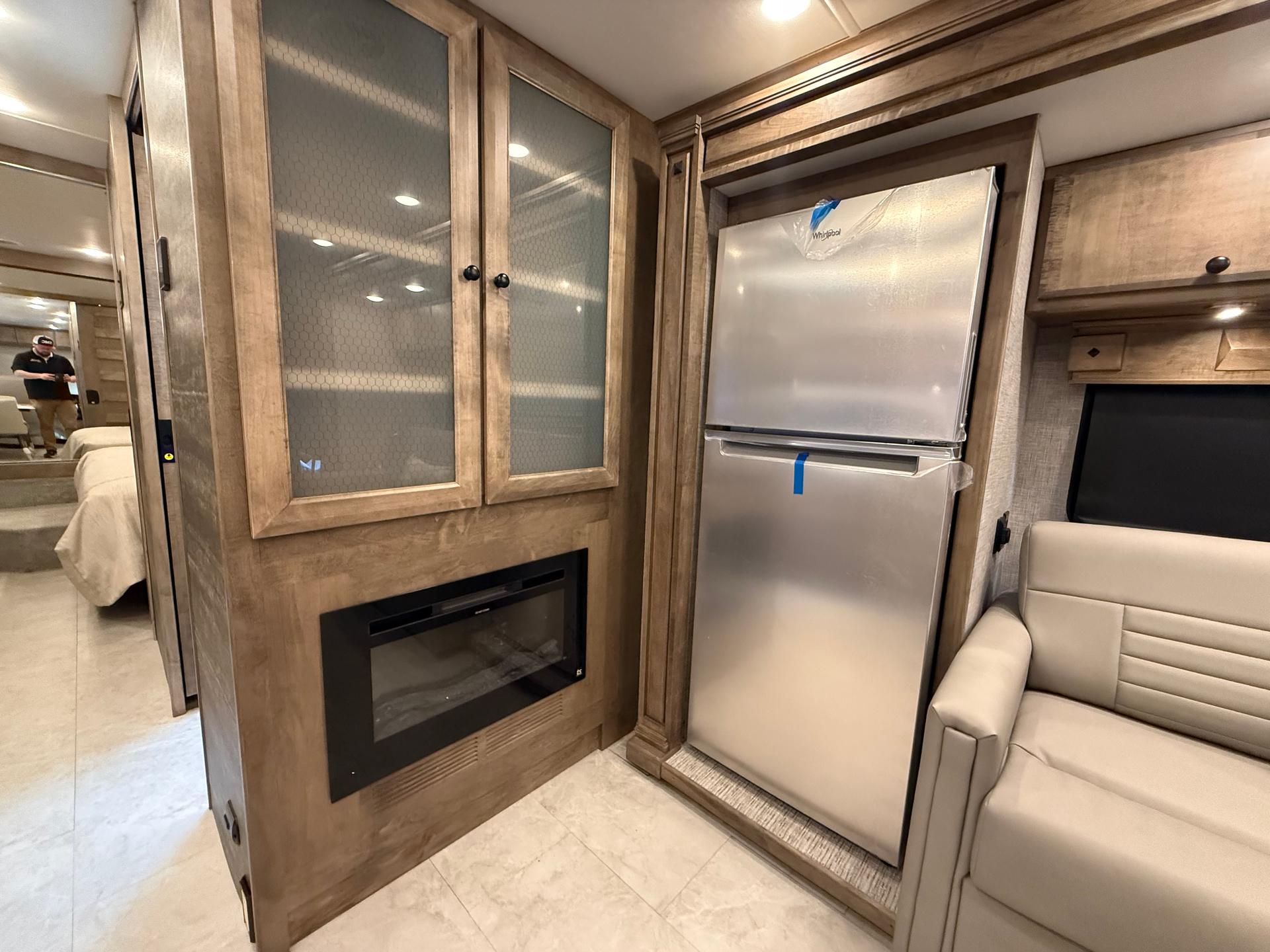 2026 Tiffin Motorhomes 2026 Tiffin Motorhomes Allegro Breeze - thumbnail 19