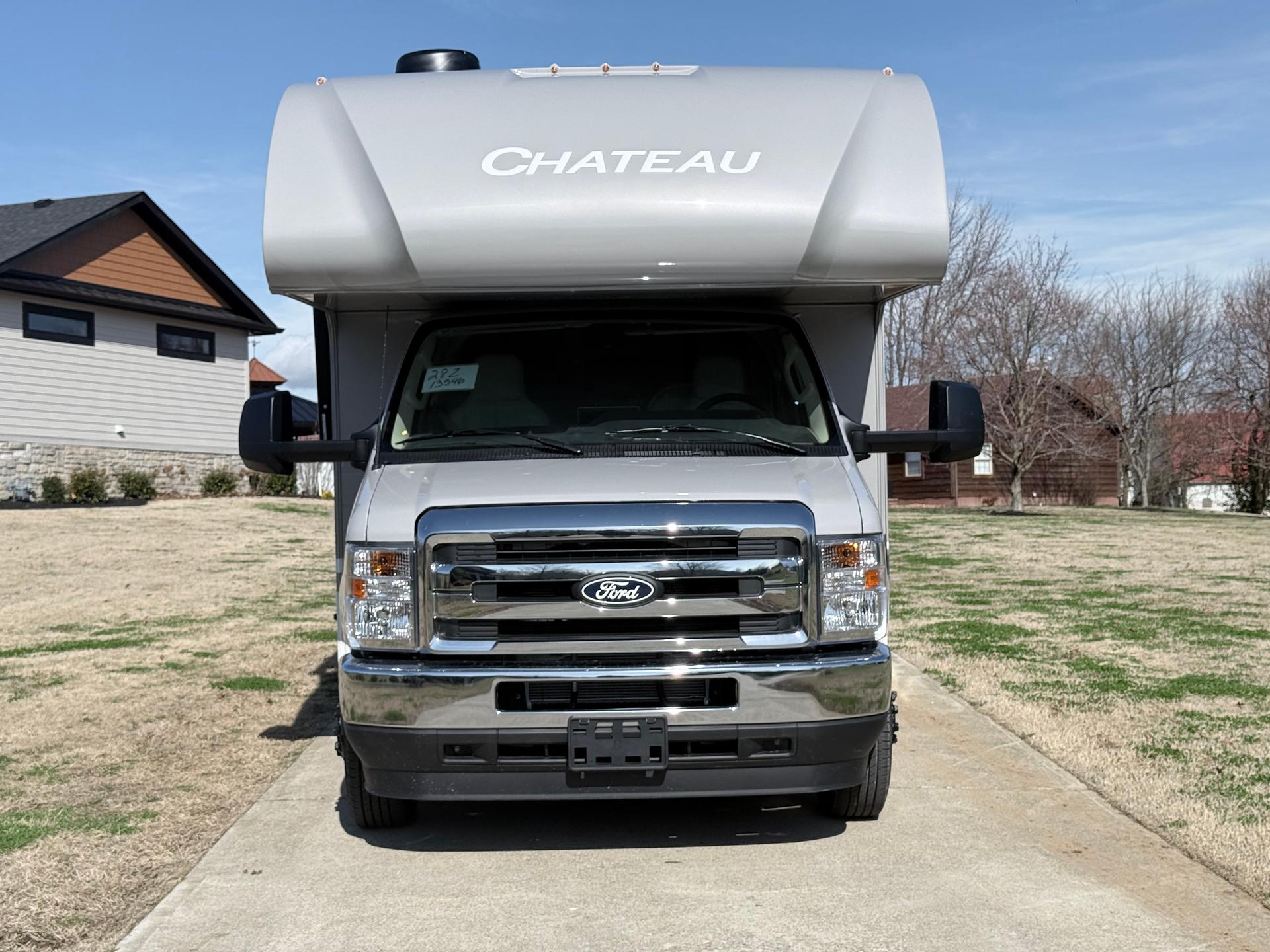 2026 Thor Motor Coach 2026 Thor Motor Coach Chateau - thumbnail 12