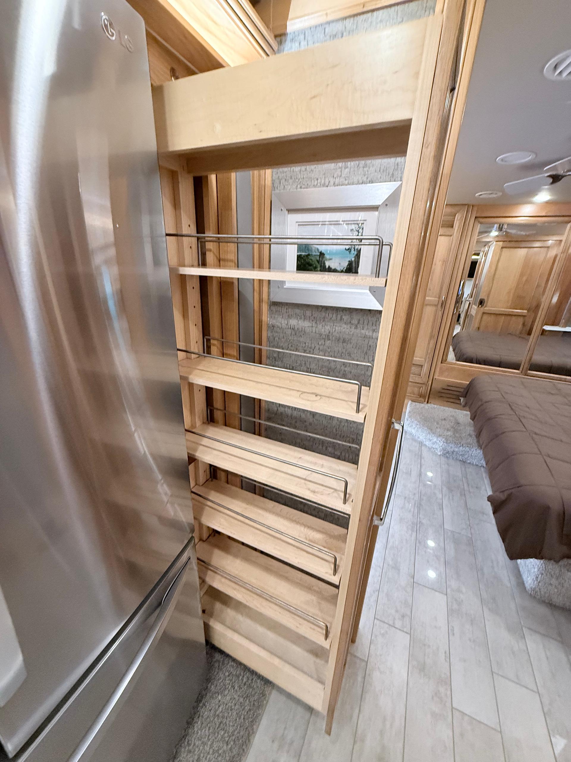 2022 Tiffin Motorhomes 2022 Tiffin Motorhomes Phaeton - thumbnail 25