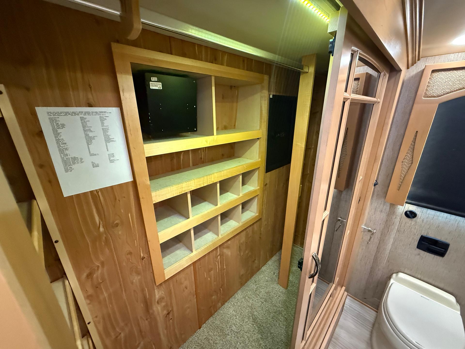 2017 Newmar 2017 Newmar London Aire - thumbnail 50
