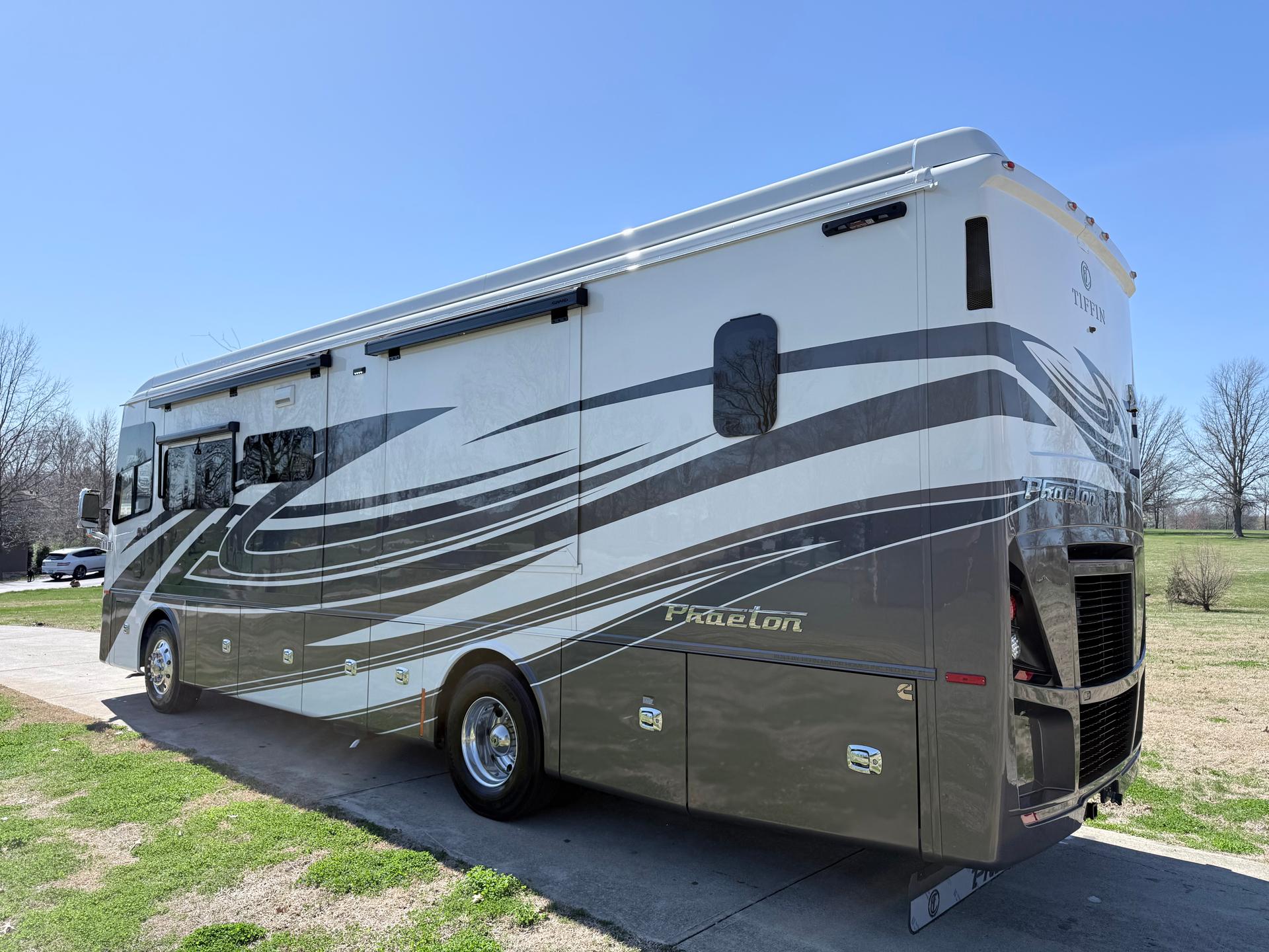 2026 Tiffin Motorhomes 2026 Tiffin Motorhomes Phaeton - thumbnail 7