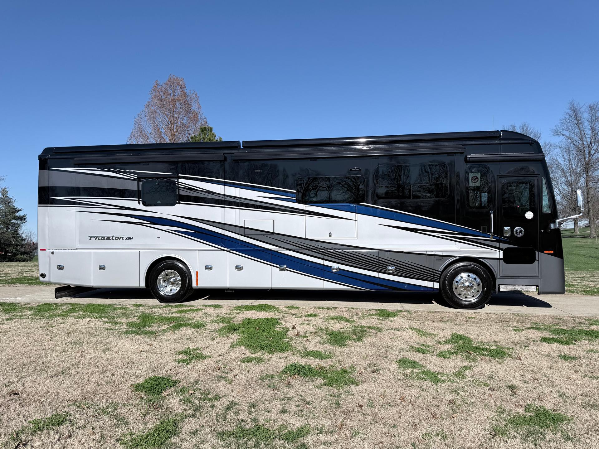 2026 Tiffin Motorhomes 2026 Tiffin Motorhomes Phaeton - thumbnail 11