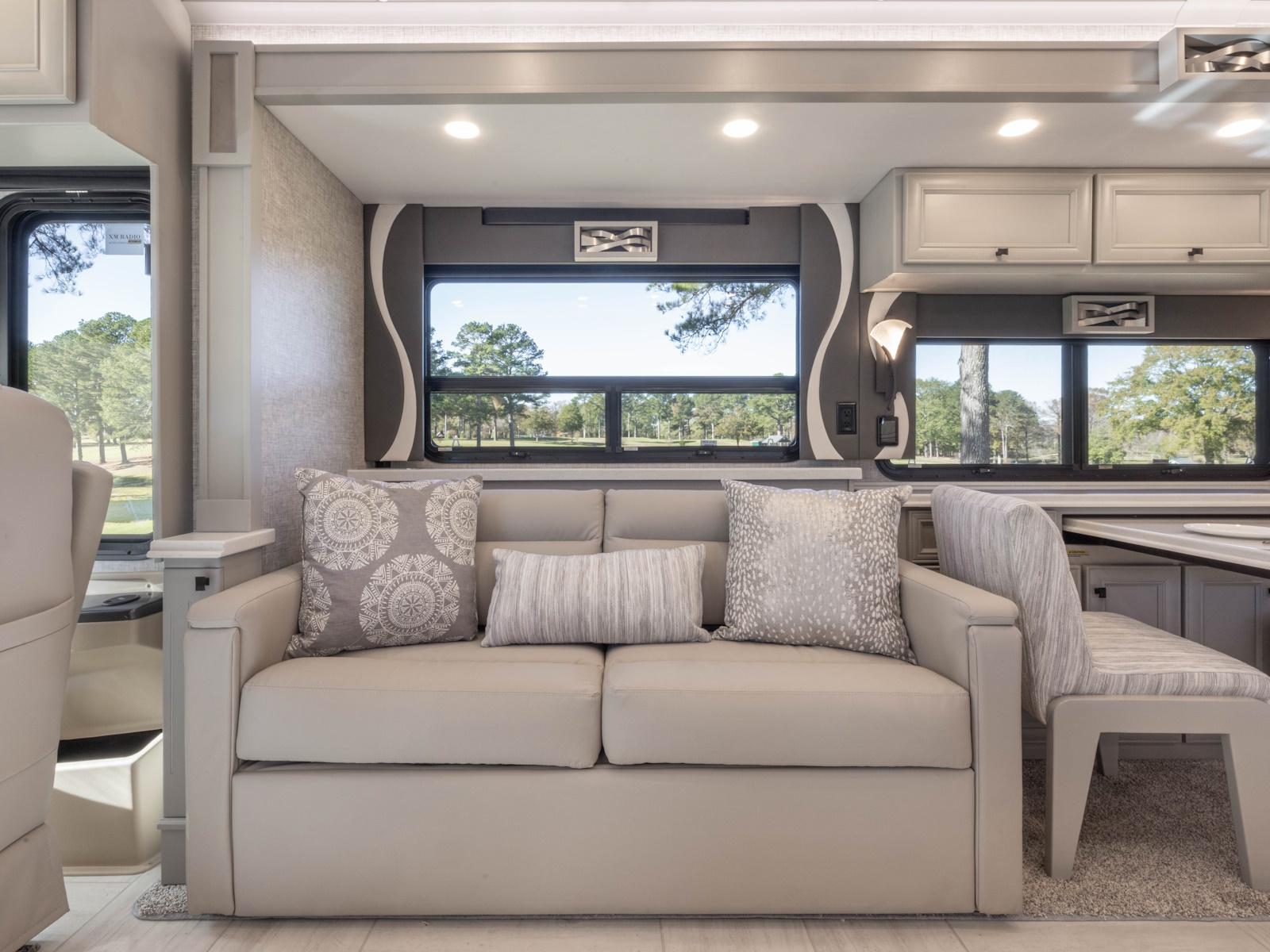 2026 Tiffin Motorhomes 2026 Tiffin Motorhomes Phaeton - thumbnail 19