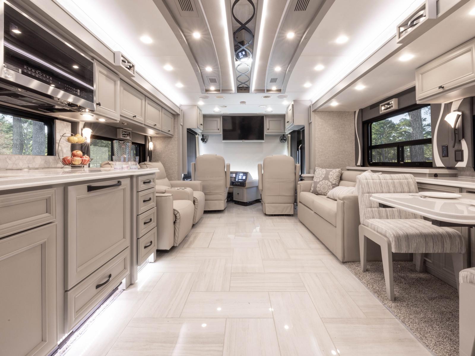 2026 Tiffin Motorhomes 2026 Tiffin Motorhomes Phaeton - thumbnail 25