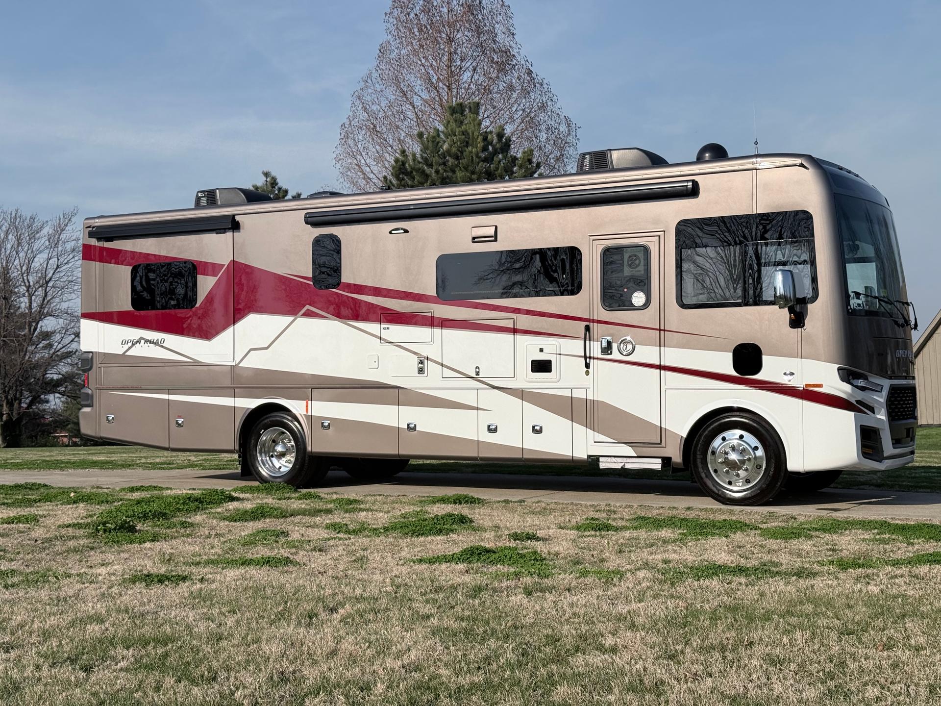 2025 Tiffin Motorhomes 2025 Tiffin Motorhomes Allegro Open Road - thumbnail 3