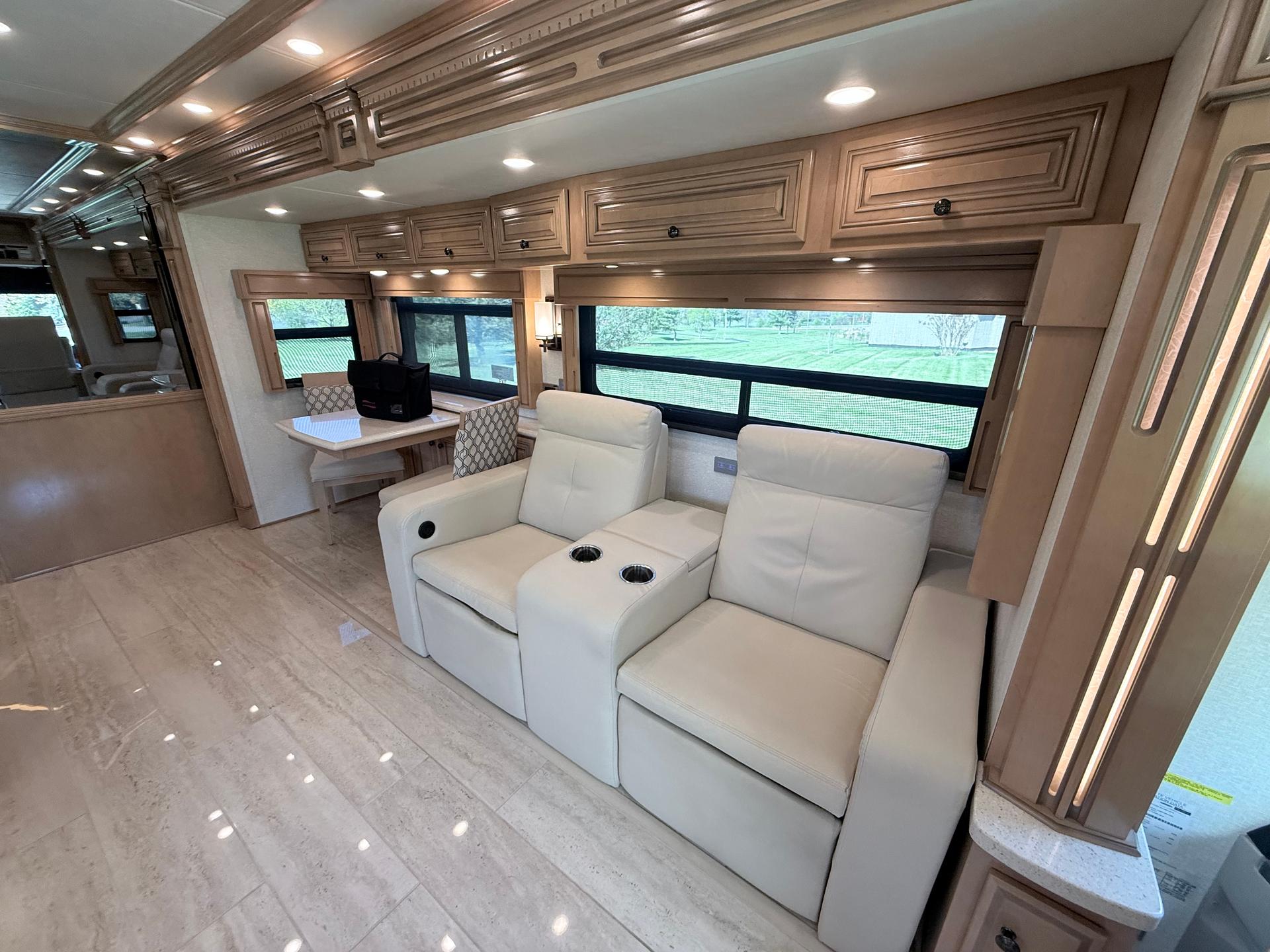 2020 Newmar 2020 Newmar Dutch Star - thumbnail 17