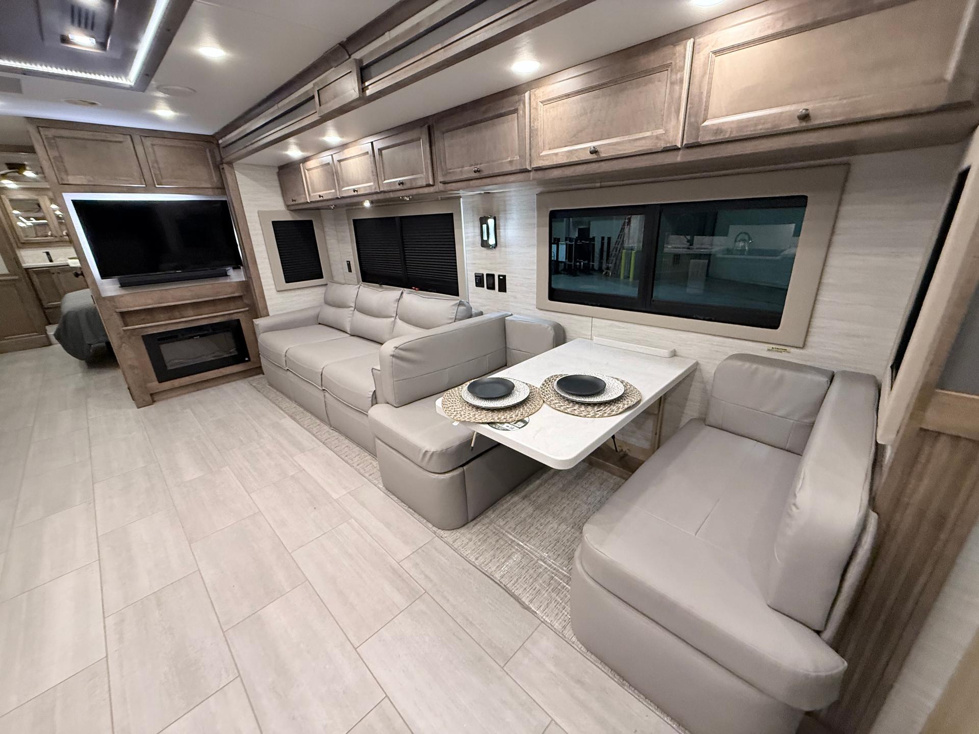 2027 Tiffin Motorhomes 2027 Tiffin Motorhomes Allegro Red - thumbnail 6