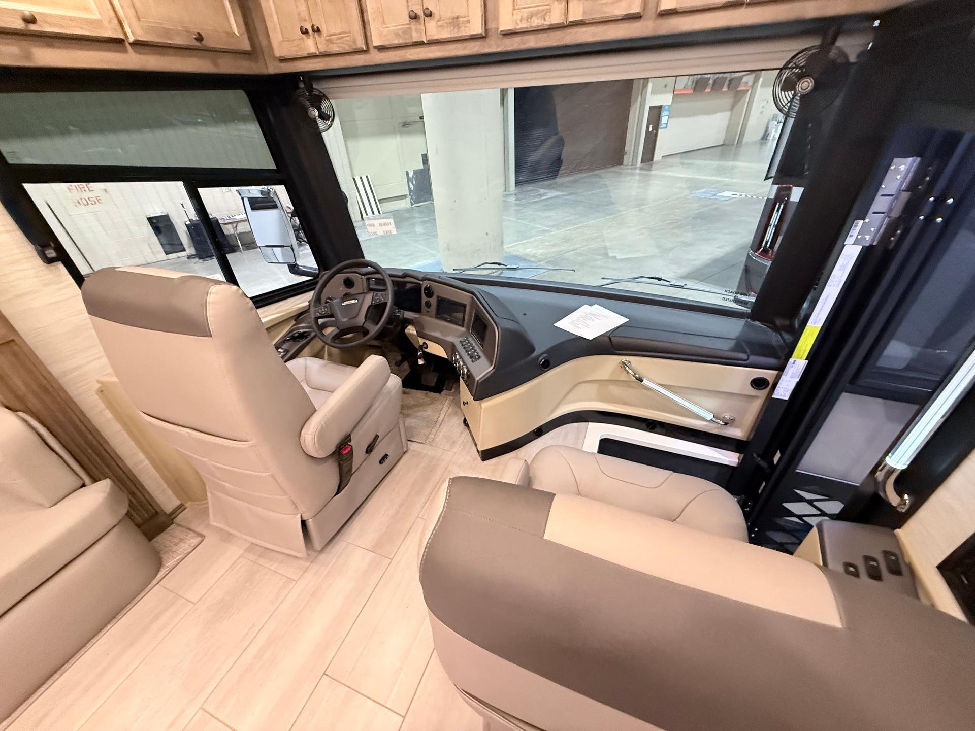 2027 Tiffin Motorhomes 2027 Tiffin Motorhomes Allegro Red - thumbnail 10