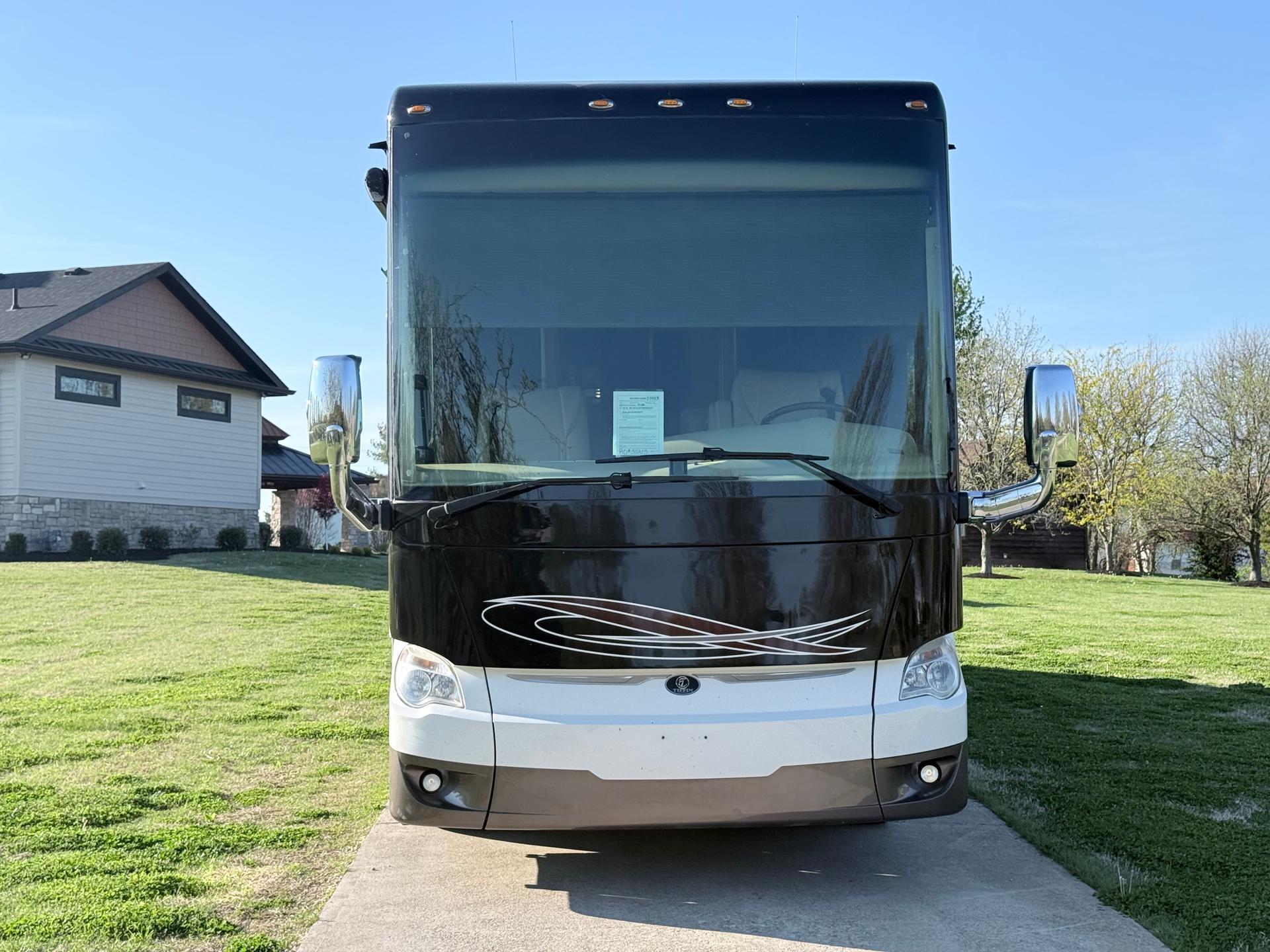 2017 Tiffin Motorhomes 2017 Tiffin Motorhomes Allegro Bus - thumbnail 11