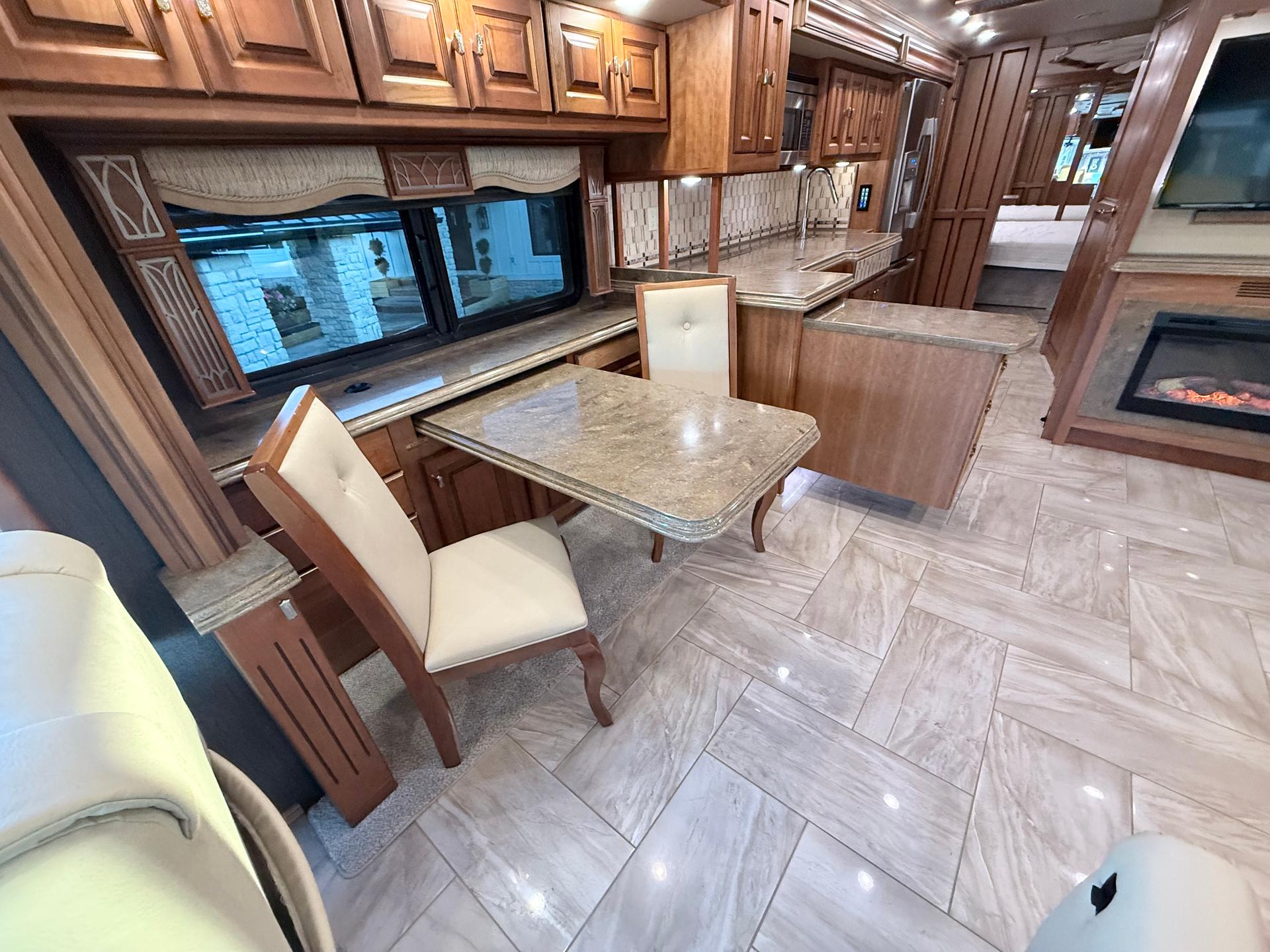 2017 Tiffin Motorhomes 2017 Tiffin Motorhomes Allegro Bus - thumbnail 15