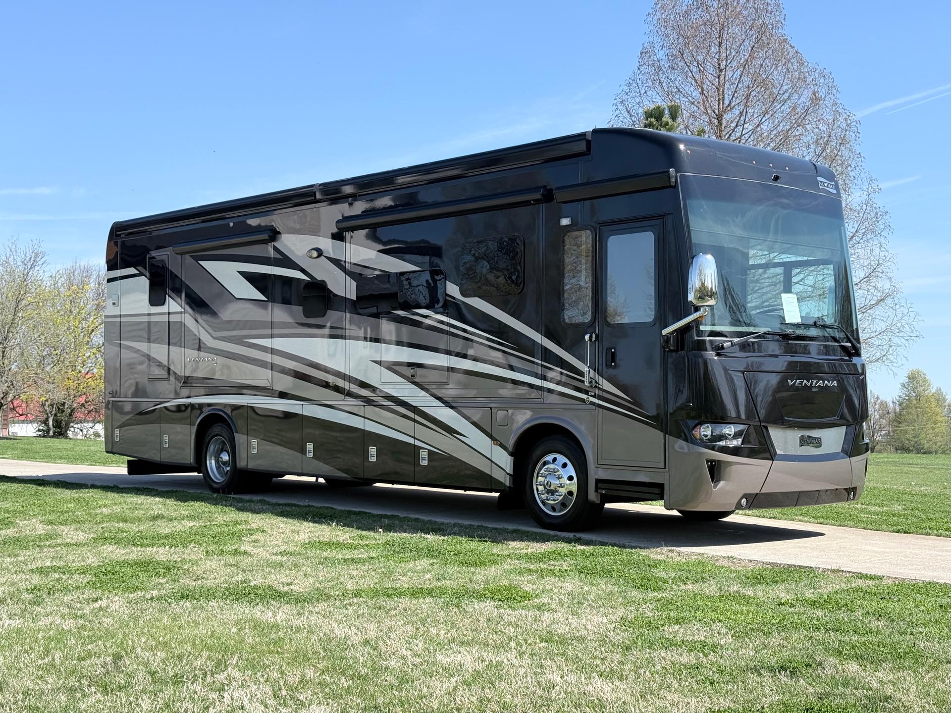 2020 Newmar Ventana 3709