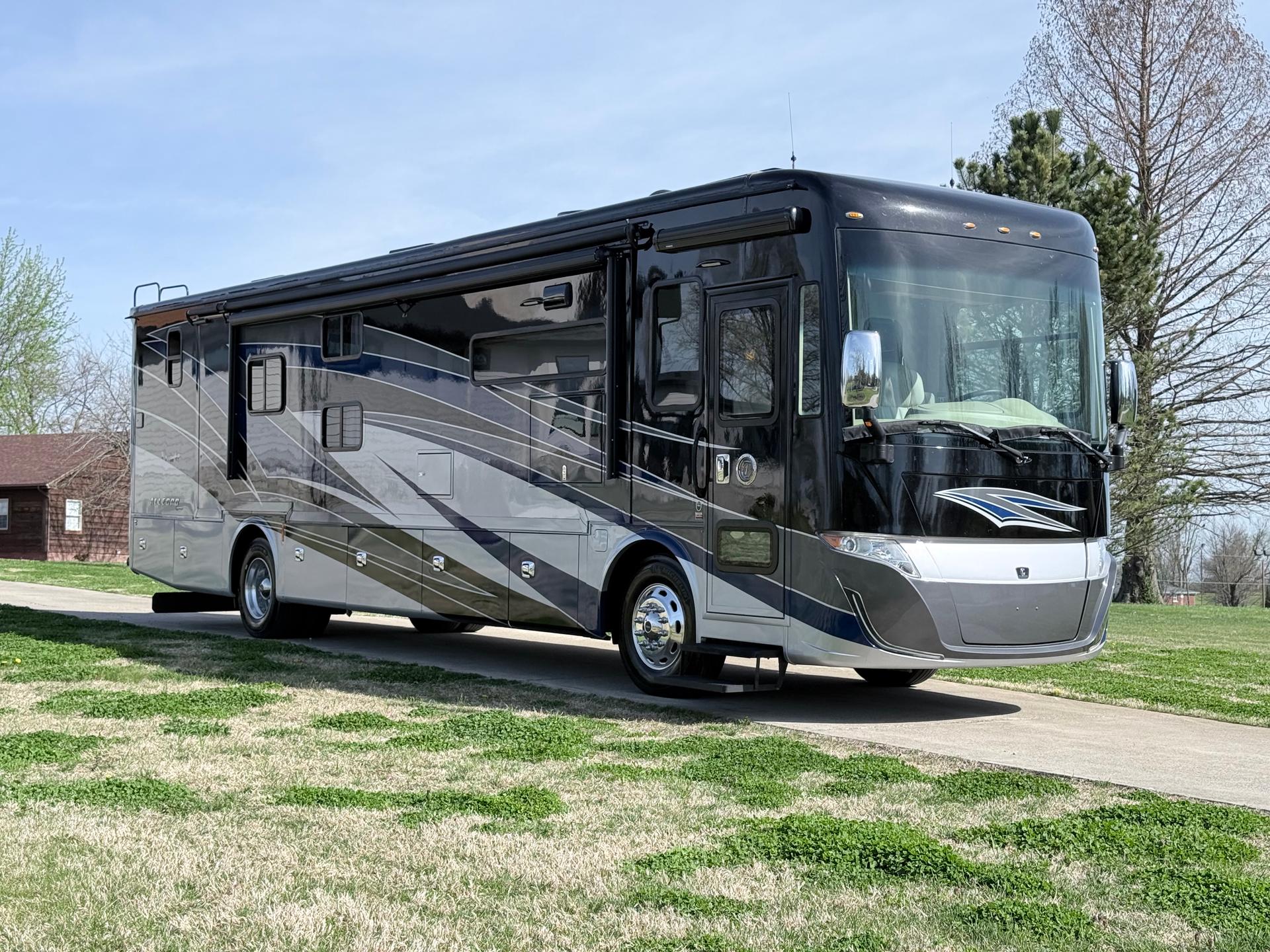 2020 Tiffin Motorhomes 2020 Tiffin Motorhomes Allegro Red - thumbnail 3