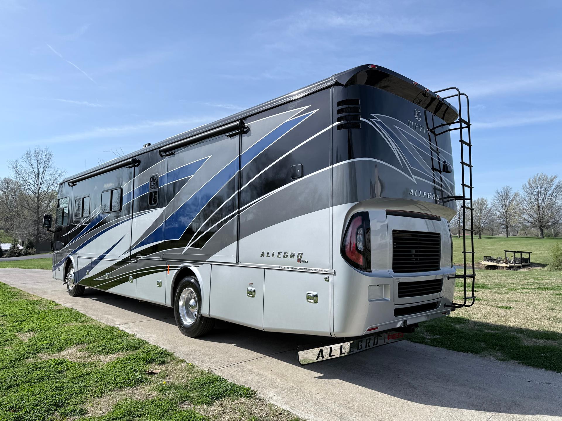 2020 Tiffin Motorhomes 2020 Tiffin Motorhomes Allegro Red - thumbnail 7
