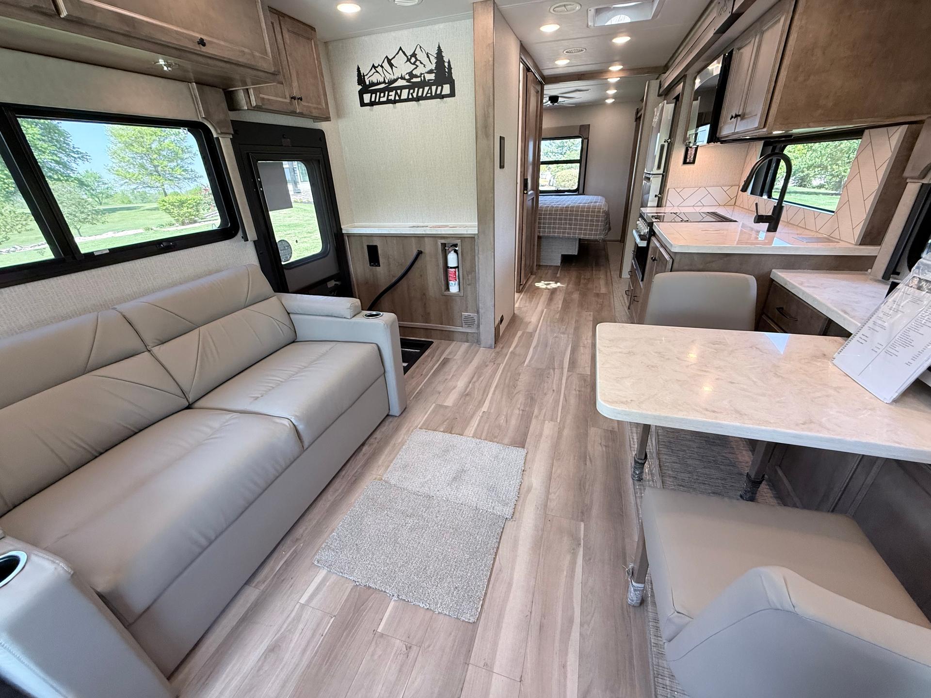 2026 Tiffin Motorhomes 2026 Tiffin Motorhomes Allegro Open Road - thumbnail 17