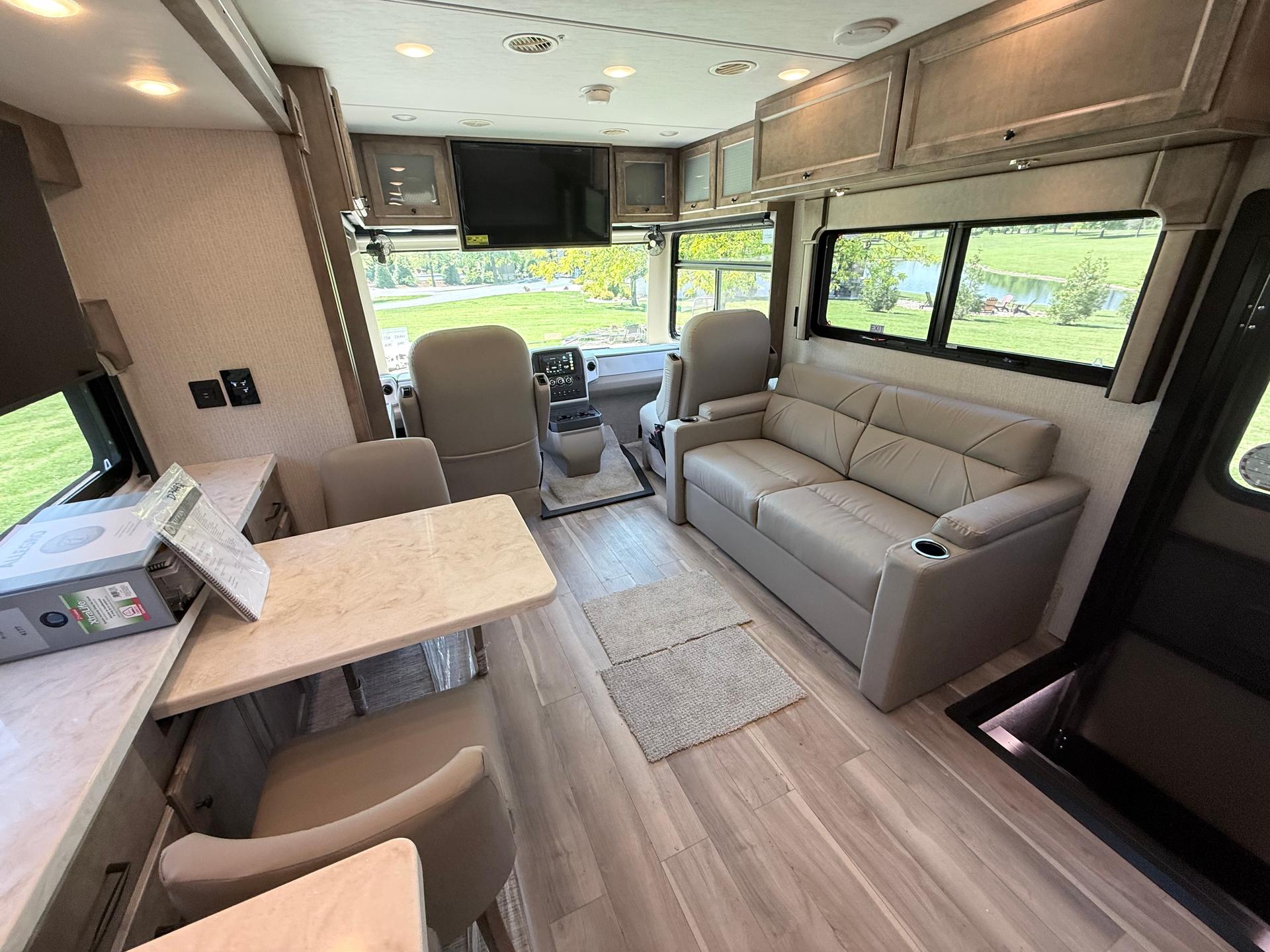 2026 Tiffin Motorhomes 2026 Tiffin Motorhomes Allegro Open Road - thumbnail 23