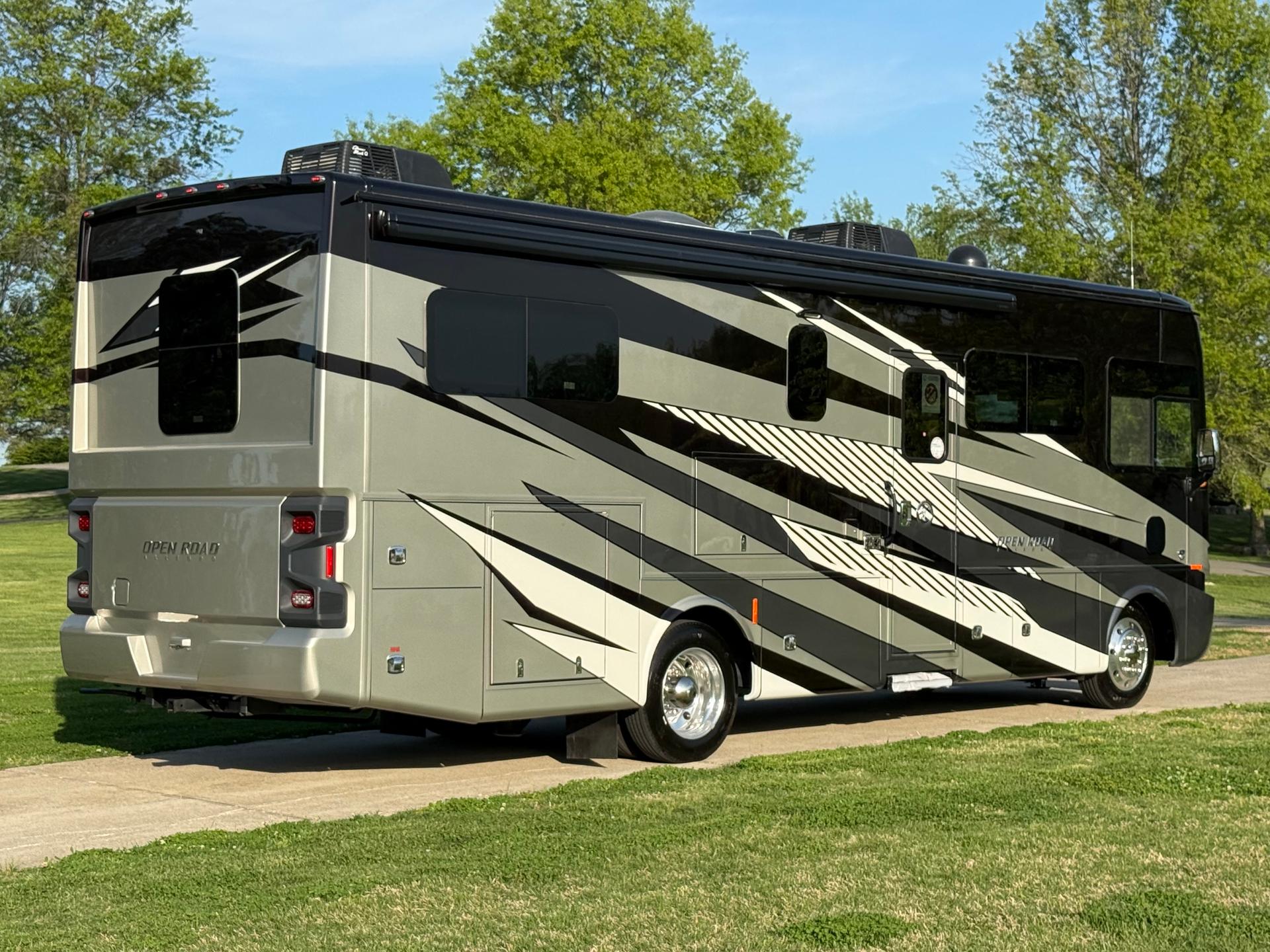 2026 Tiffin Motorhomes 2026 Tiffin Motorhomes Allegro Open Road - thumbnail 4