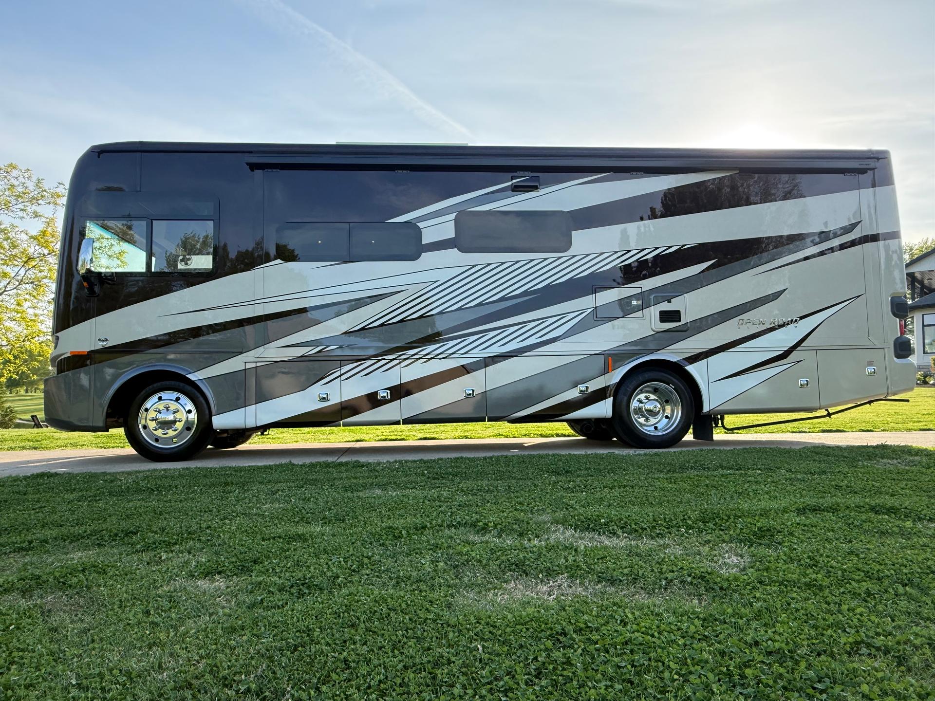 2026 Tiffin Motorhomes 2026 Tiffin Motorhomes Allegro Open Road - thumbnail 7