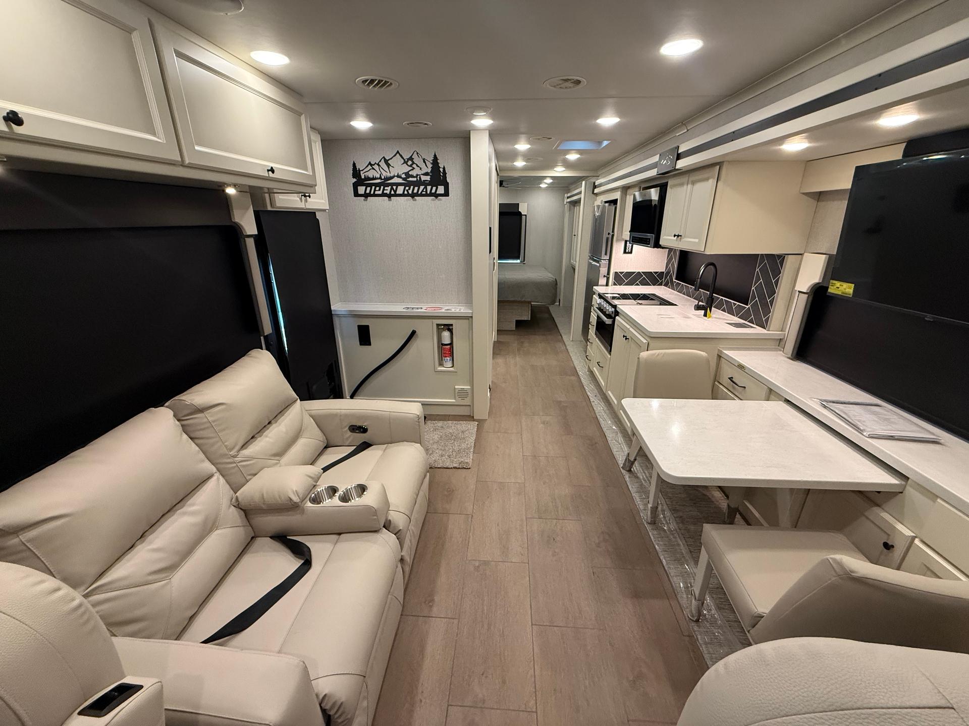 2026 Tiffin Motorhomes 2026 Tiffin Motorhomes Allegro Open Road - thumbnail 11