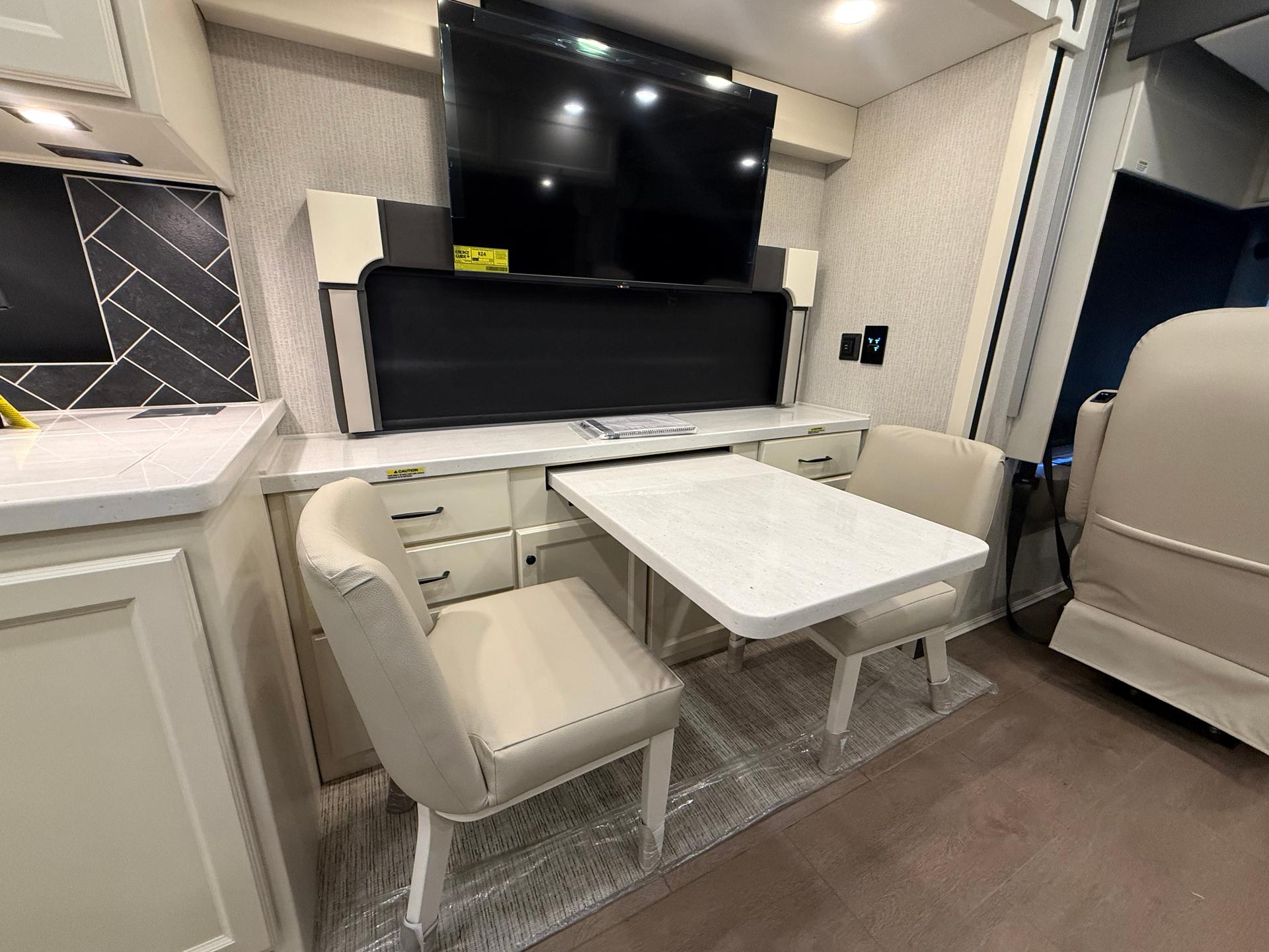 2026 Tiffin Motorhomes 2026 Tiffin Motorhomes Allegro Open Road - thumbnail 13