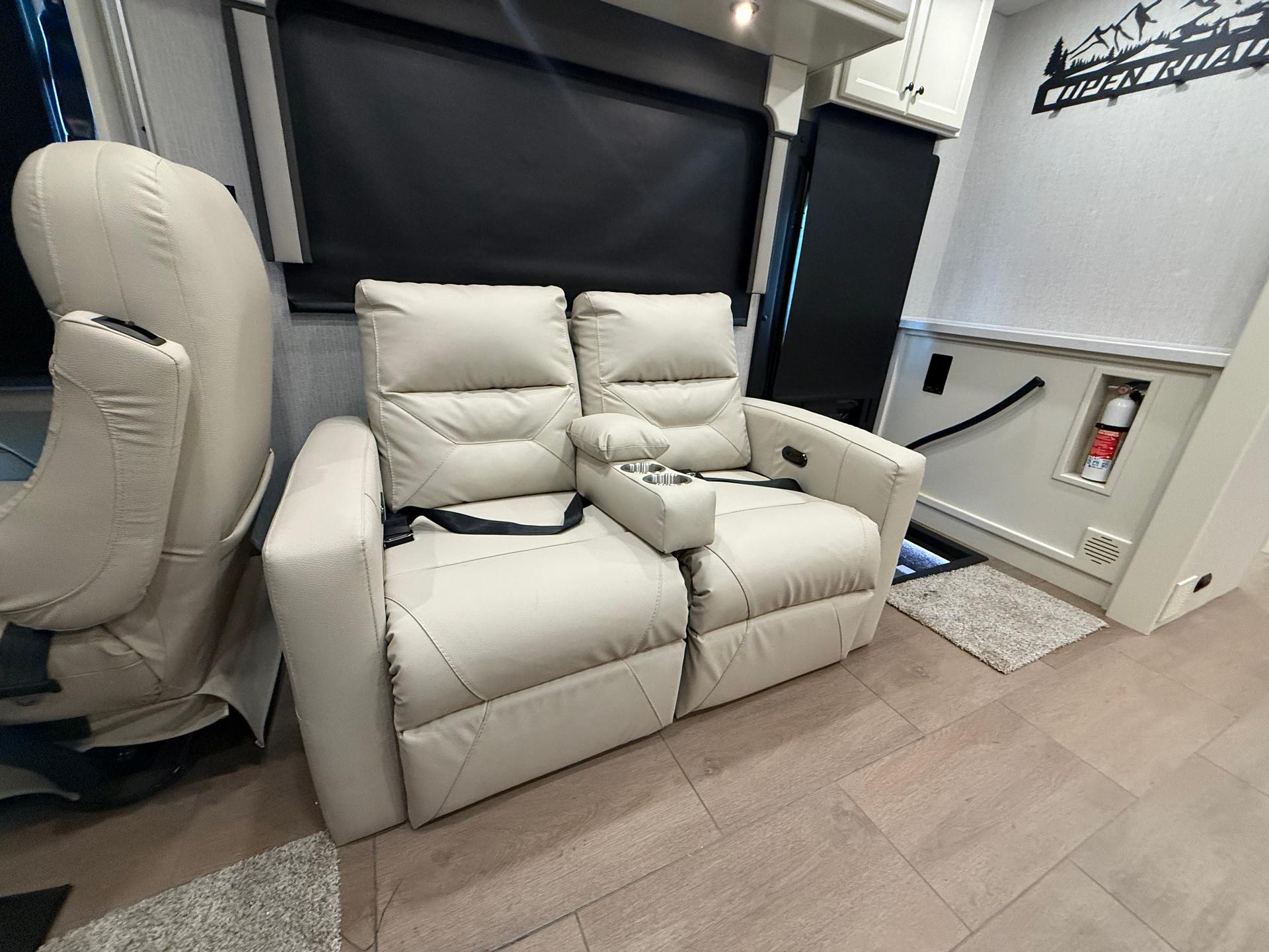 2026 Tiffin Motorhomes 2026 Tiffin Motorhomes Allegro Open Road - thumbnail 14