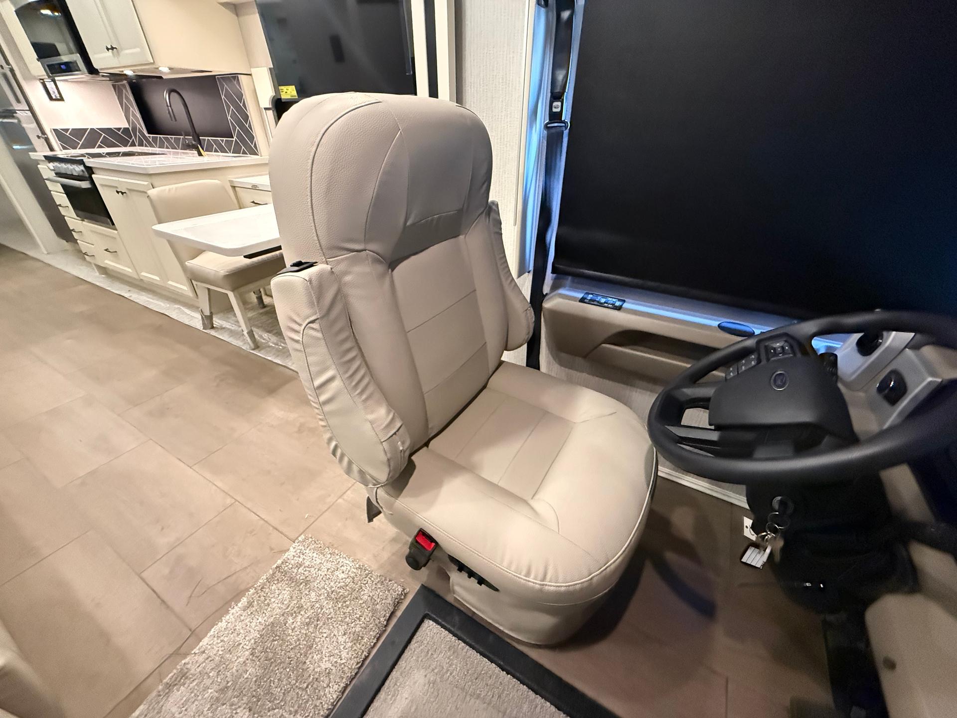 2026 Tiffin Motorhomes 2026 Tiffin Motorhomes Allegro Open Road - thumbnail 34