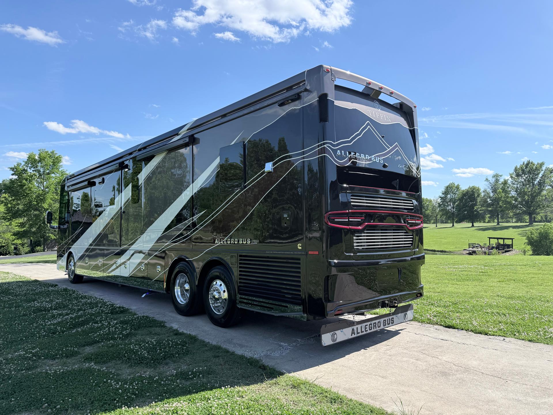 2026 Tiffin Motorhomes 2026 Tiffin Motorhomes Allegro Bus - thumbnail 8
