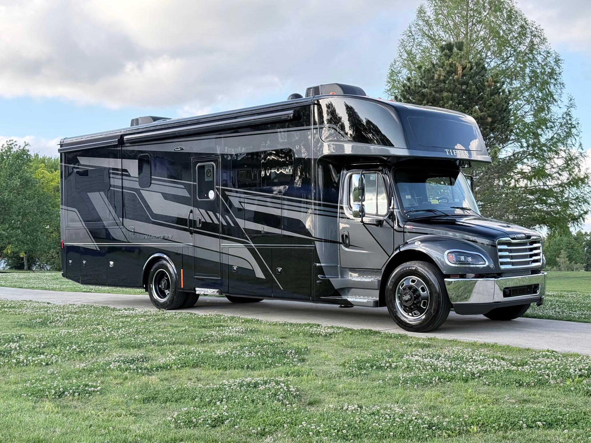 2026 Tiffin Motorhomes 2026 Tiffin Motorhomes Allegro Bay - thumbnail 12