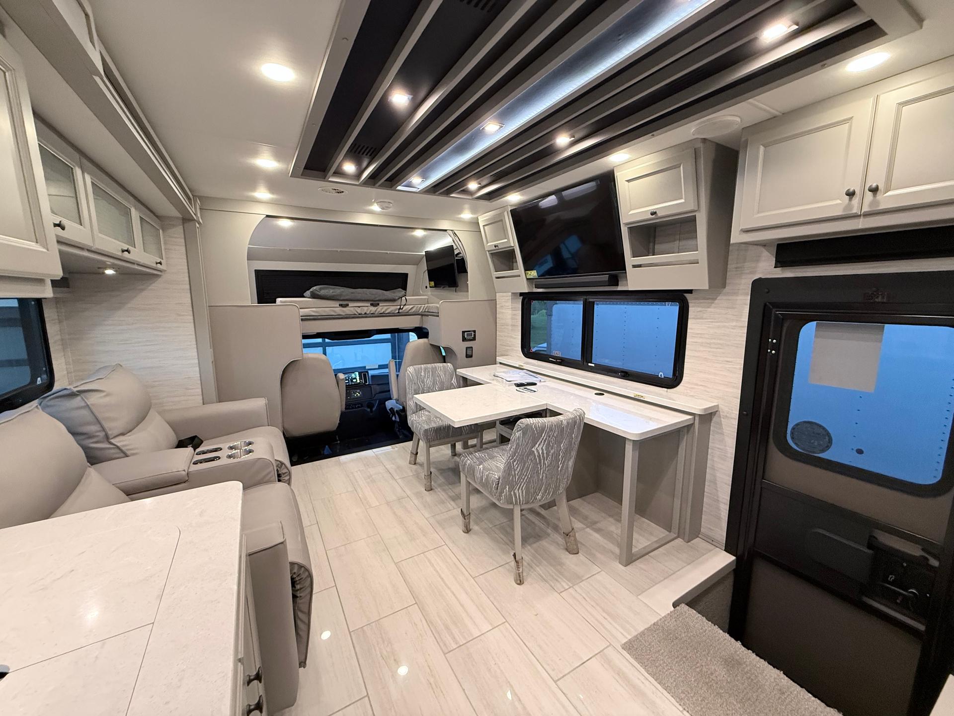 2026 Tiffin Motorhomes 2026 Tiffin Motorhomes Allegro Bay - thumbnail 24