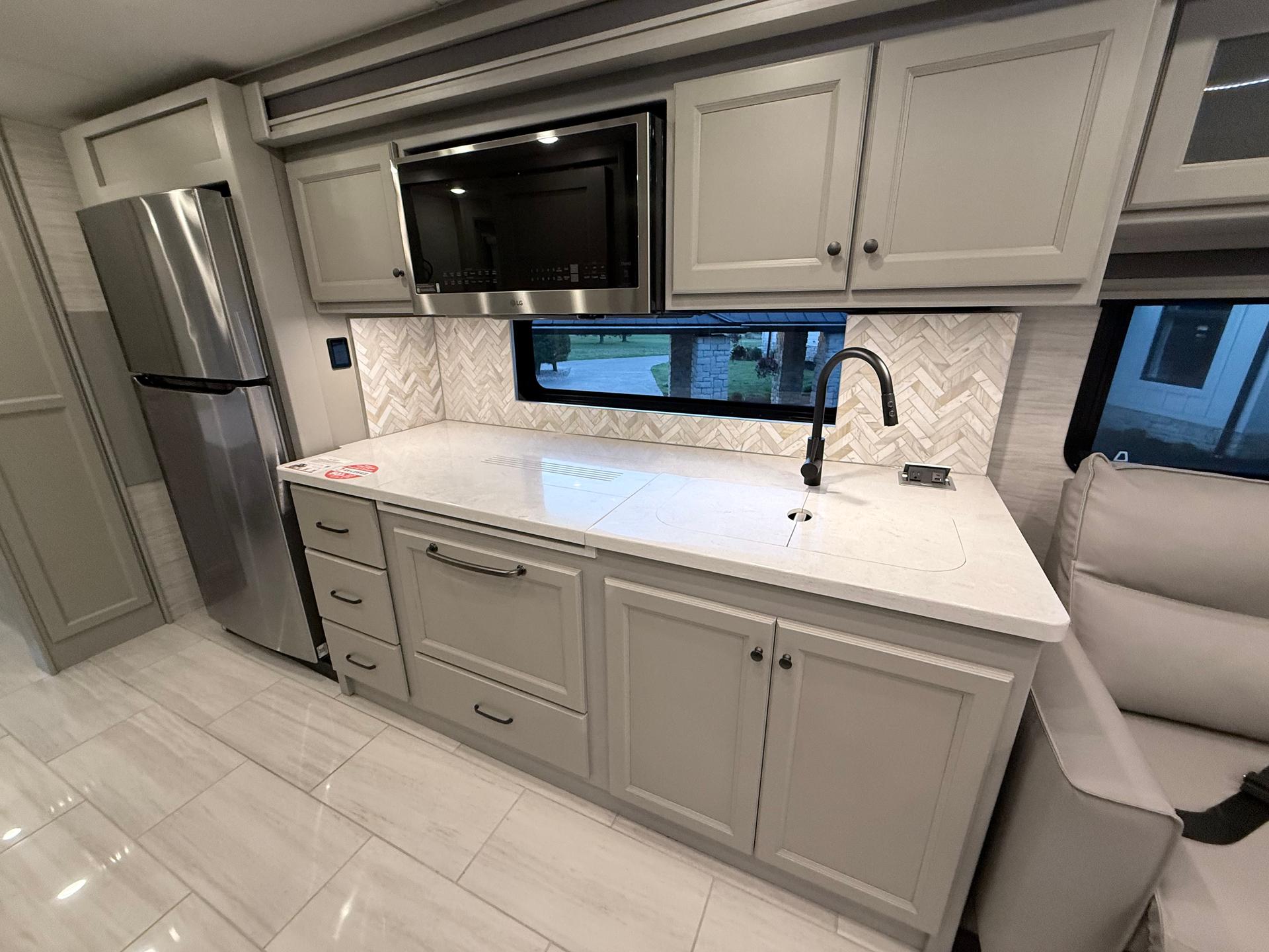 2026 Tiffin Motorhomes 2026 Tiffin Motorhomes Allegro Bay - thumbnail 28