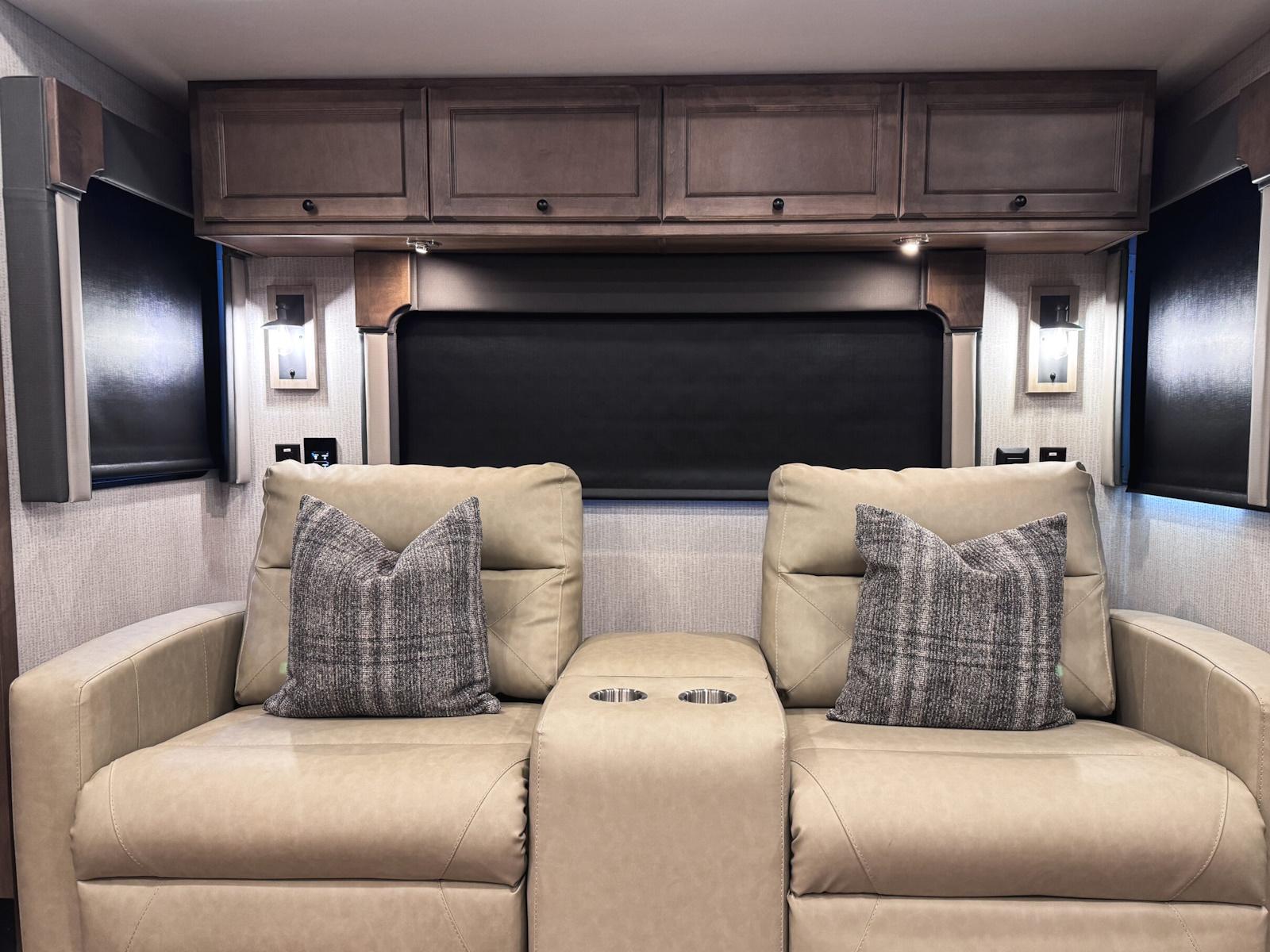2026 Tiffin Motorhomes 2026 Tiffin Motorhomes Allegro Open Road - thumbnail 5