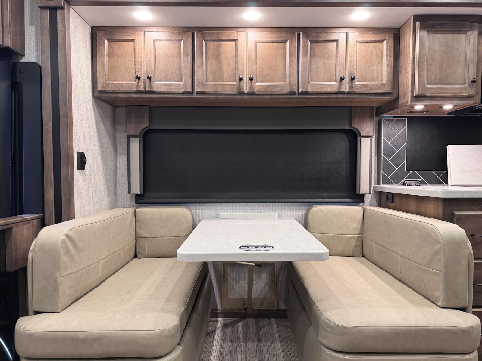 2026 Tiffin Motorhomes 2026 Tiffin Motorhomes Allegro Open Road - thumbnail 7