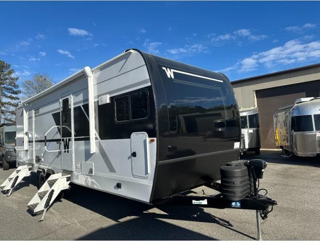 2026 Winnebago Thrive 26FKD