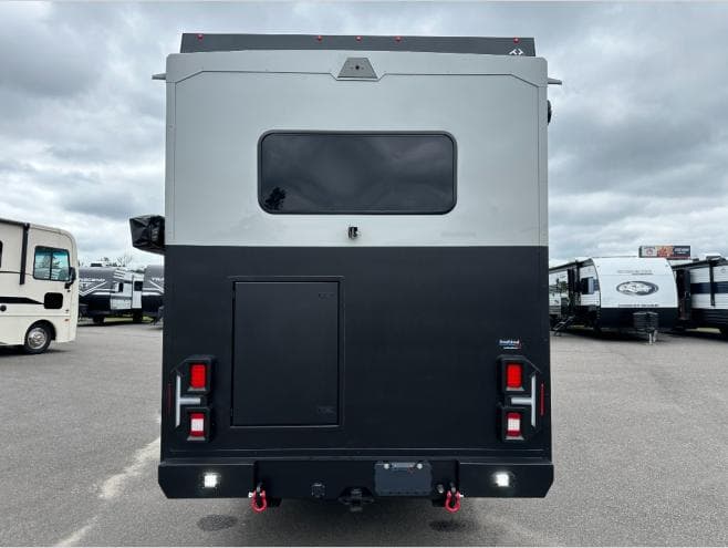 2026 Tiffin Motorhomes 2026 Tiffin Motorhomes Open Trail - thumbnail 6